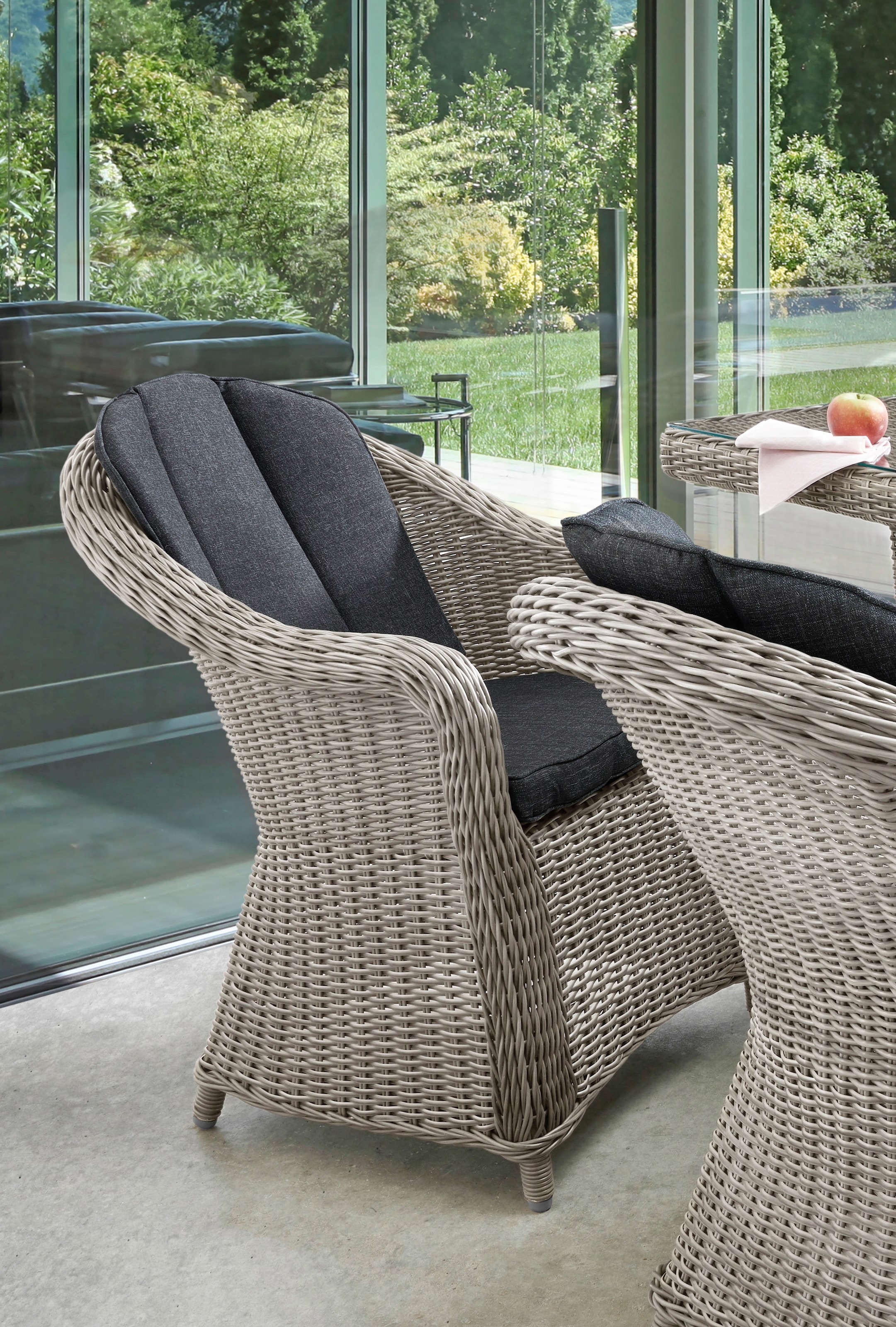 Destiny Garten-Essgruppe »MALAGA LUNA«, (13 tlg., 4x Sessel, 1x Tisch, inkl. Auflagen), Aluminium, Polyrattan