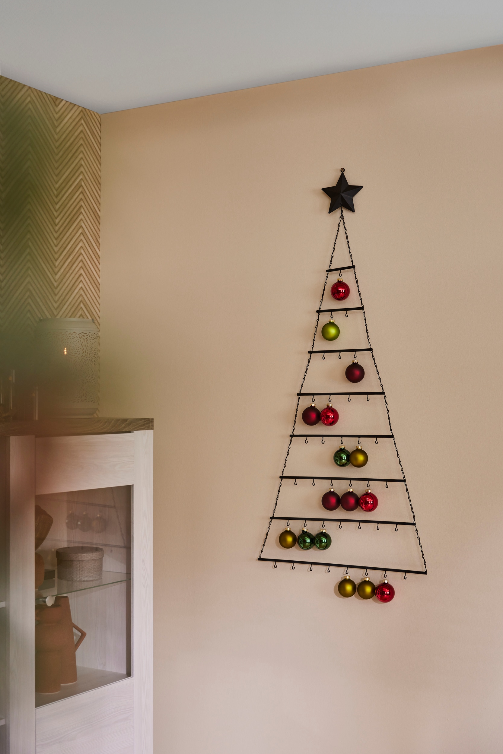 CHRISTMAS GOODS by Inge Dekobaum »Weihnachtsdeko, Wandbaum zum Hängen, aus Metall«, Höhe ca. 122 cm, Hängedeko für Weihnachten