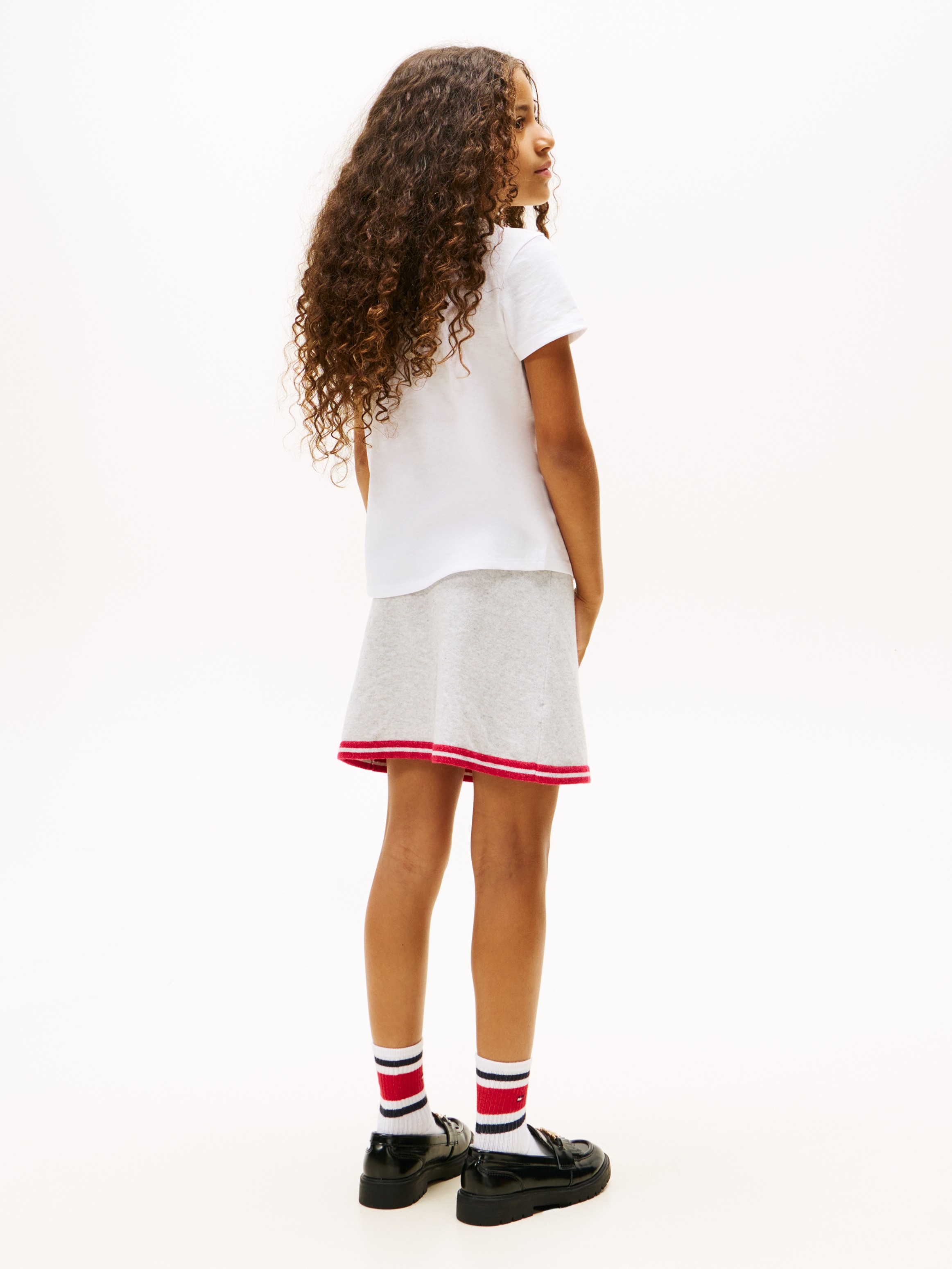 Tommy Hilfiger T-Shirt »TOMMY GRAPHIC FLOCK TEE S/S«, Kinder bis 16 Jahre, Druck