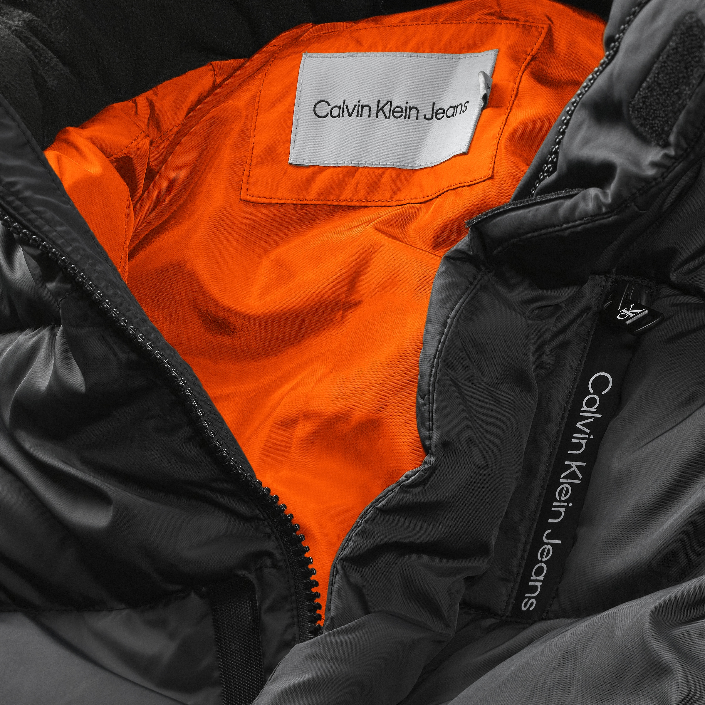 Calvin Klein Jeans Winterjacke »ESSENTIAL PUFFER JACKET« mit Kapuze für Kinder bis 16 Jahre, mit abnehmbarer Kapuze