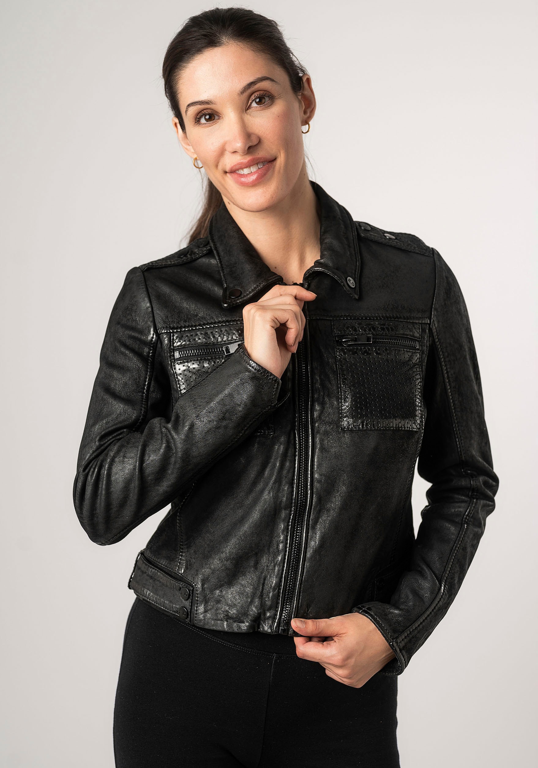 Mauritius Lederjacke »2Wmarin STR«, mit Kapuze, mit Schulterklappen, mit Brusttaschen, mit Nieten