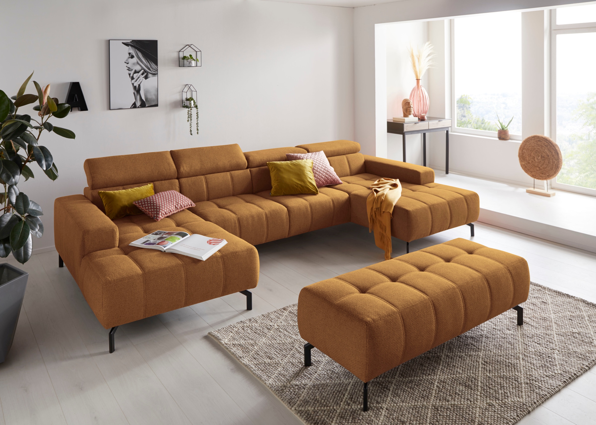 DOMO collection Wohnlandschaft »Cunelli tolle Sitznähte als Designelement, fester Sitzkomfort, U-Form«, wahlweise mit Kopfteilverstellung, bodenfrei