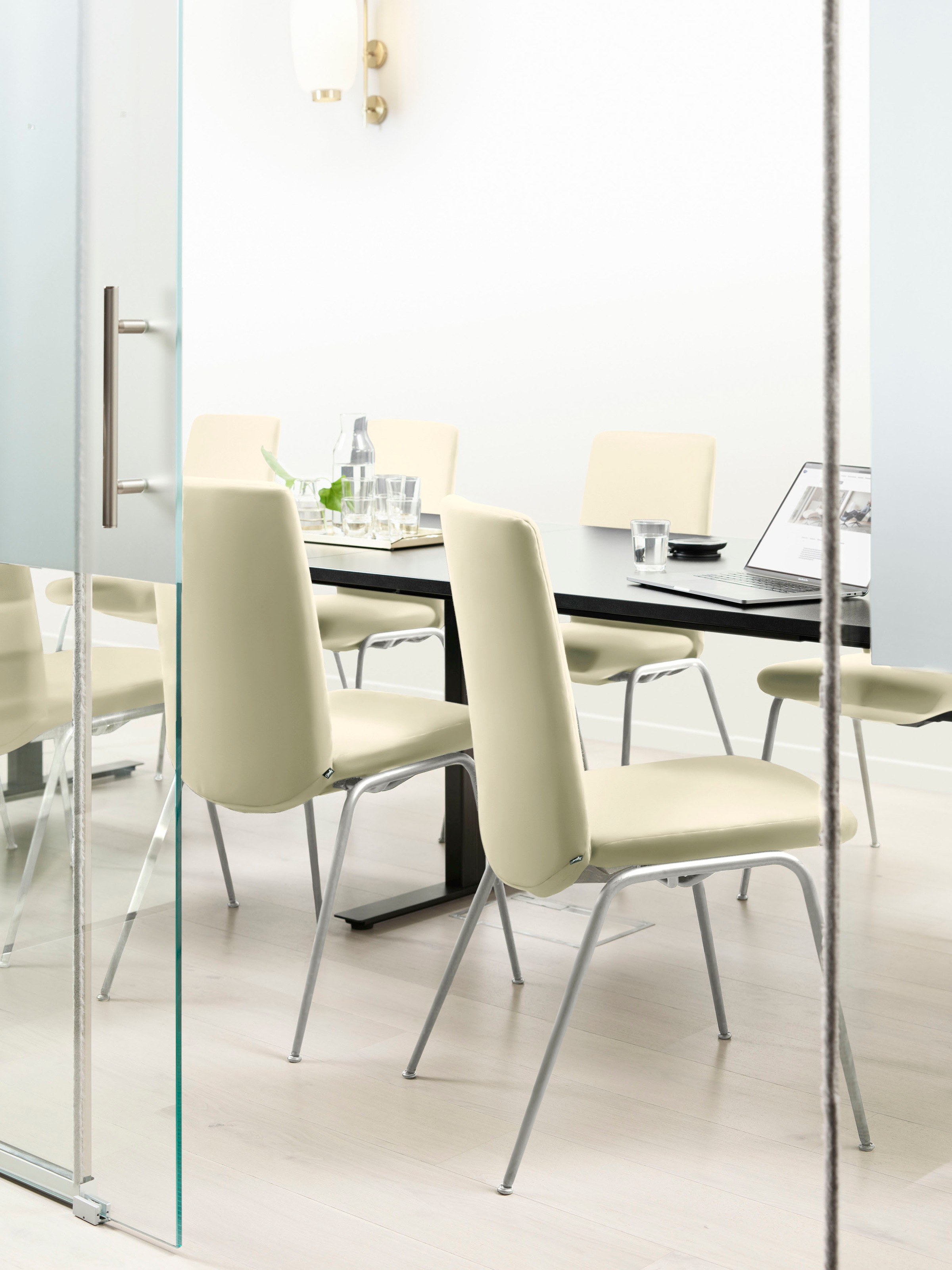 Stressless® Polsterstuhl »Laurel« () Low Back, Größe L, mit Beinen aus Stah günstig online kaufen