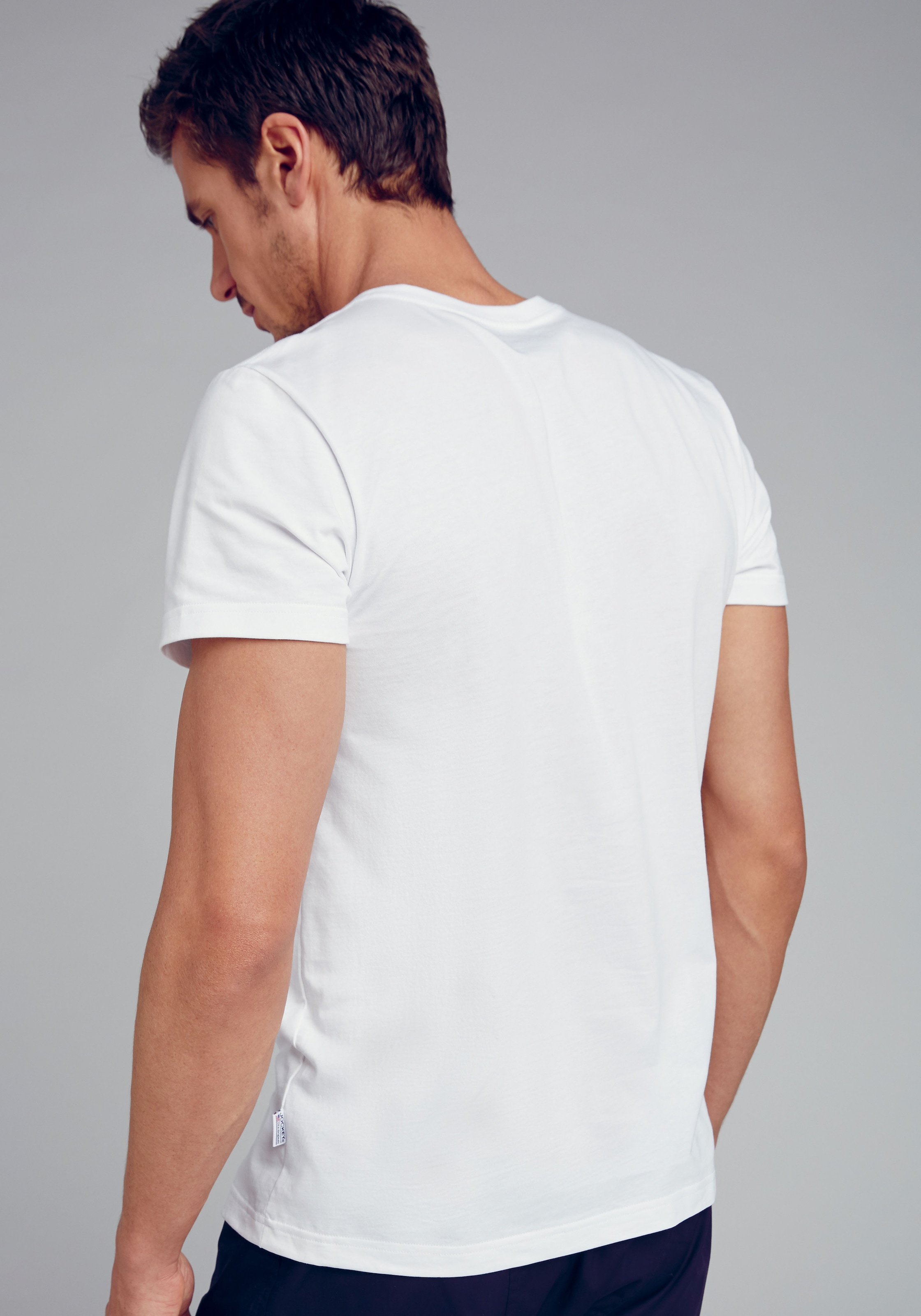 Jockey V-Shirt »American V-Neck Shirt«, (2er Pack), Lockere Passform, flache Nähte