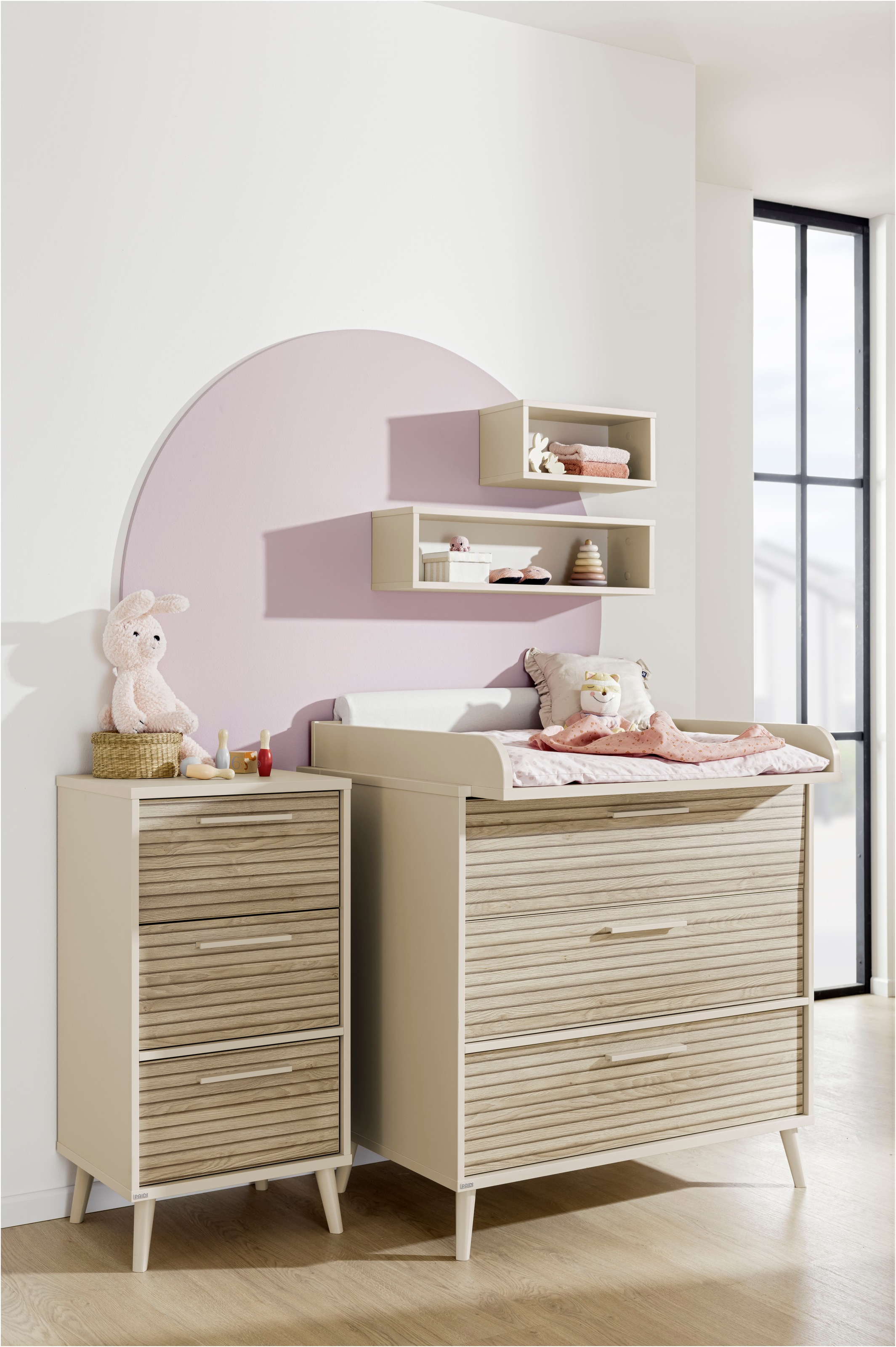 PAIDI Highboard »EEFJE, Regal in modernem Design, Cashmere-Beige mit Groovy-Oak«, (B/H/T ca. 48x93x41cm), Schubladen in unterschiedlichem Design wählbar