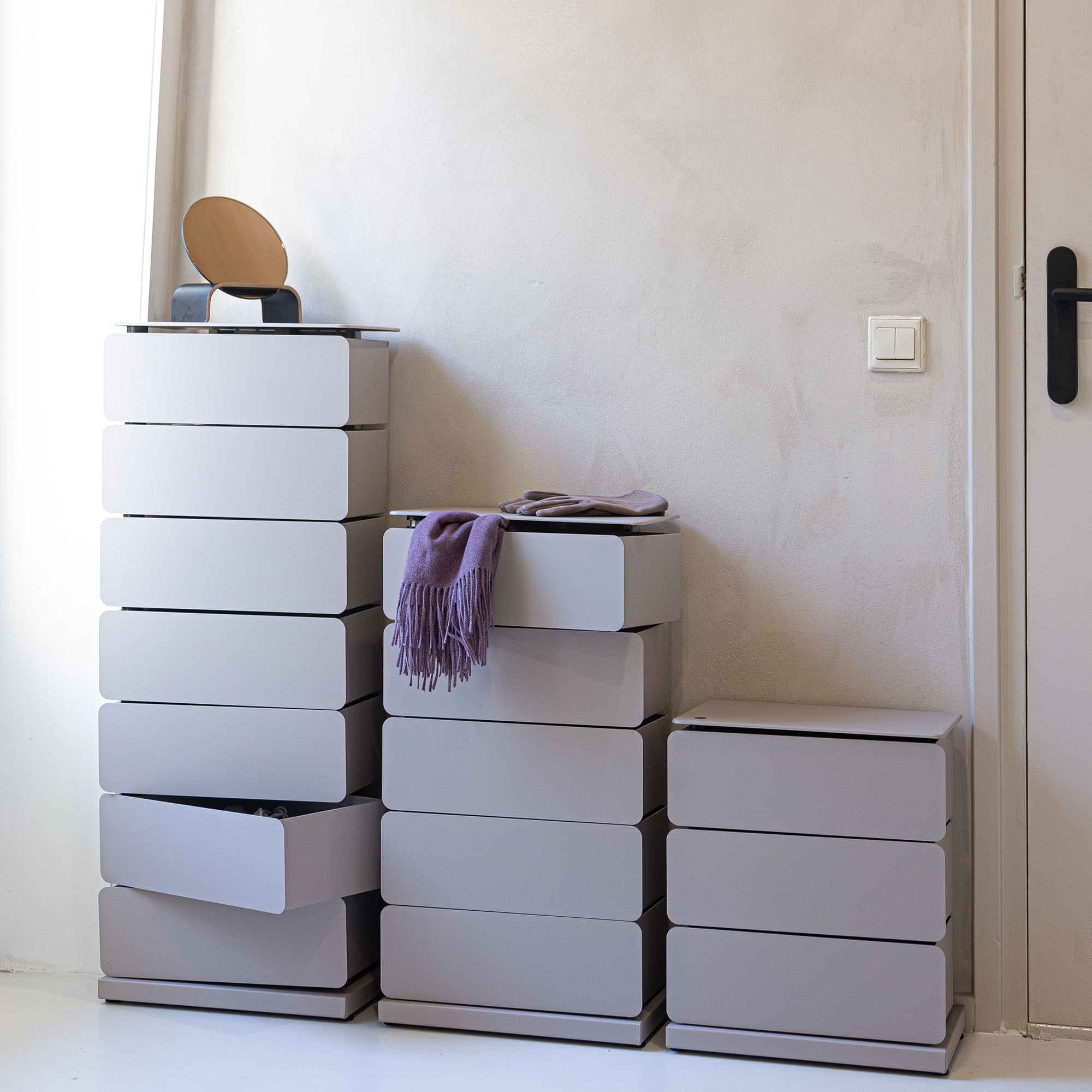 Spinder Design Schuhkommode »Joey Metallschuhschrank 7 Fächer« Metallschrank, B/T/H 37/26/98,5 cm