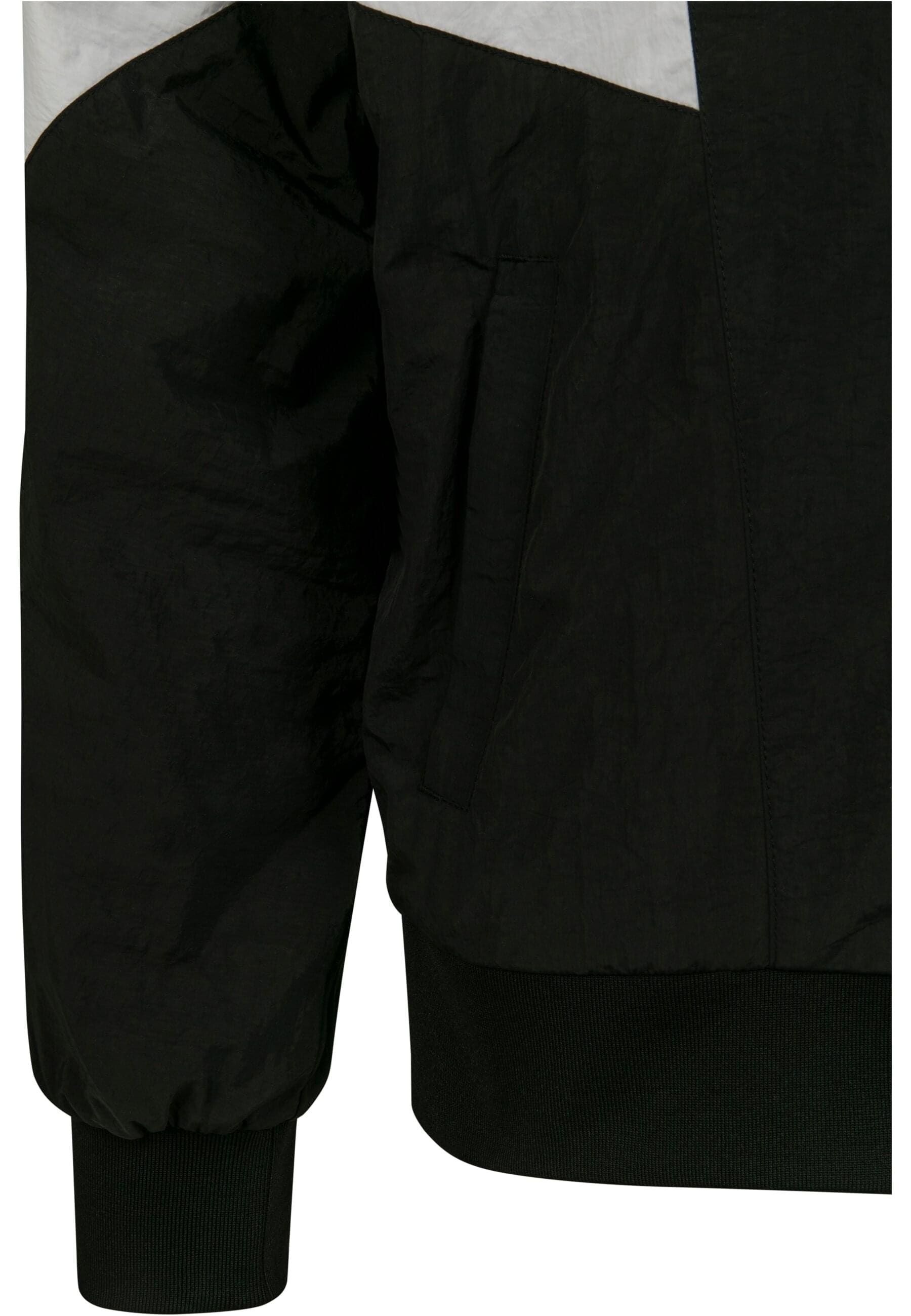 URBAN CLASSICS Allwetterjacke »Urban Classics Herren Crinkle Panel Track Jacket« 1 Stk. tlg. mit Kapuze
