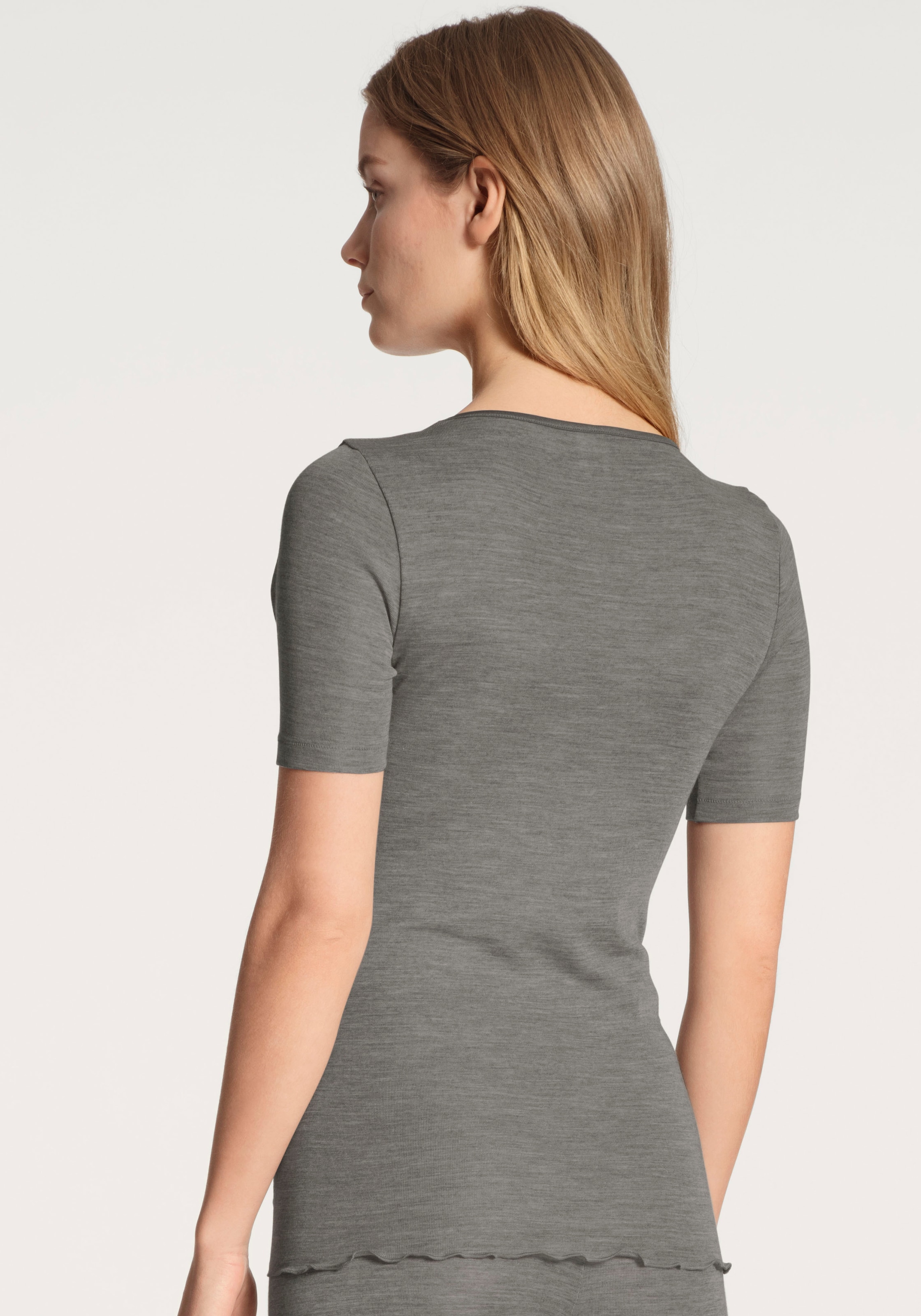 CALIDA Kurzarmshirt »True Confidence«, Satinbandeinfassung, Rundhalsausschnitt, Kurzarm
