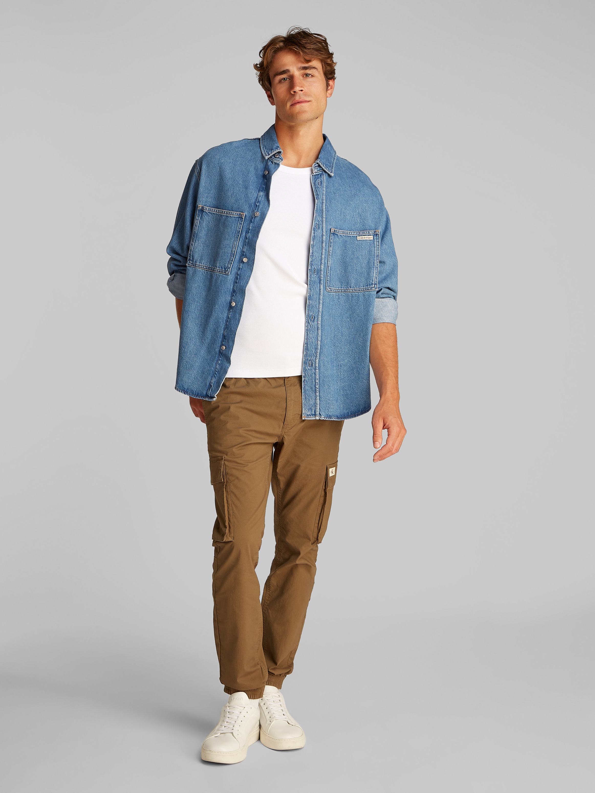 Calvin Klein Jeans Jeanshemd »RELAXED DENIM SHIRT«, in mittelblauer Waschung