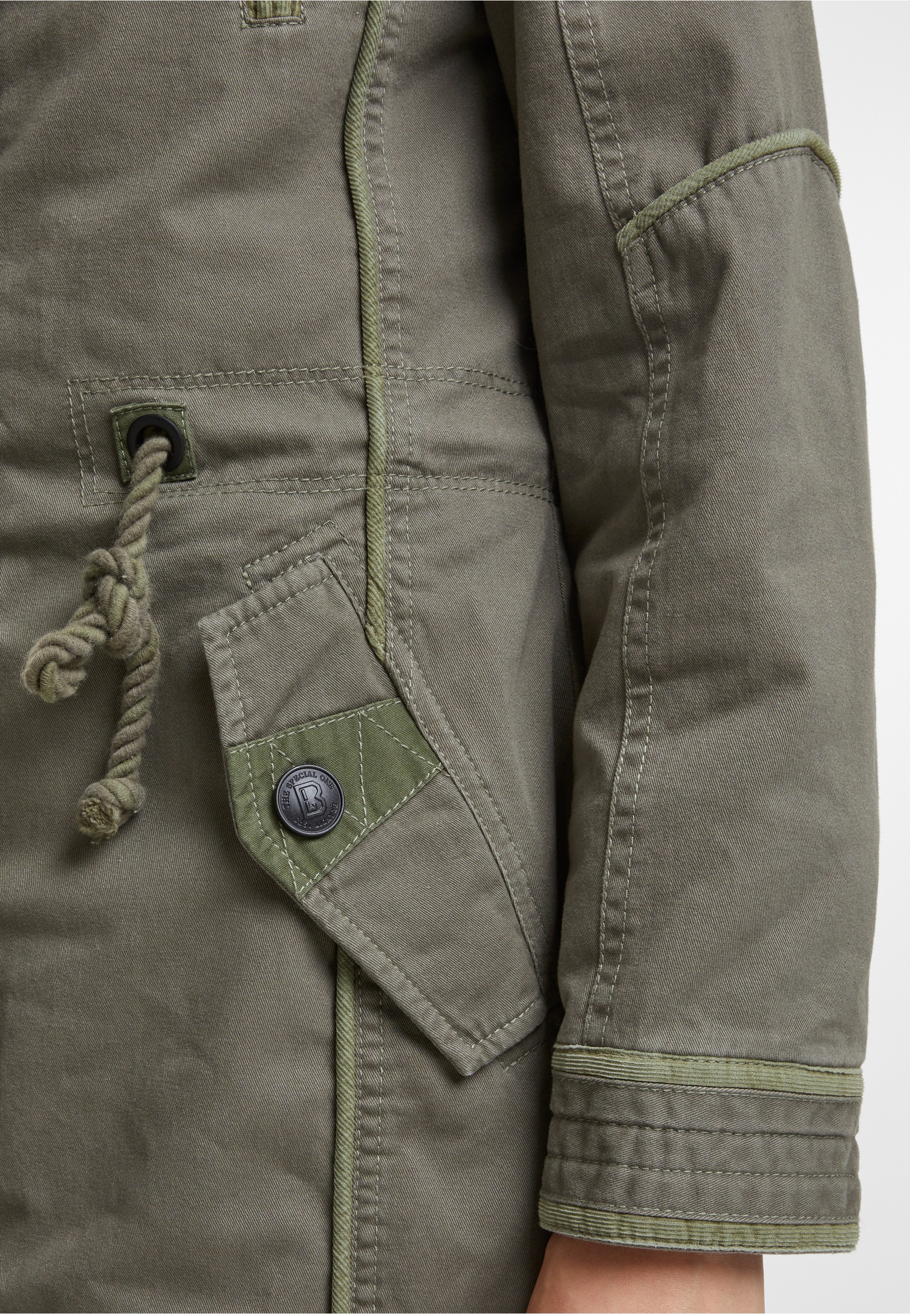 Brandit Parka »Brandit Brandit Women Emma Winterparka« 1 Stk. tlg. mit Kapuze