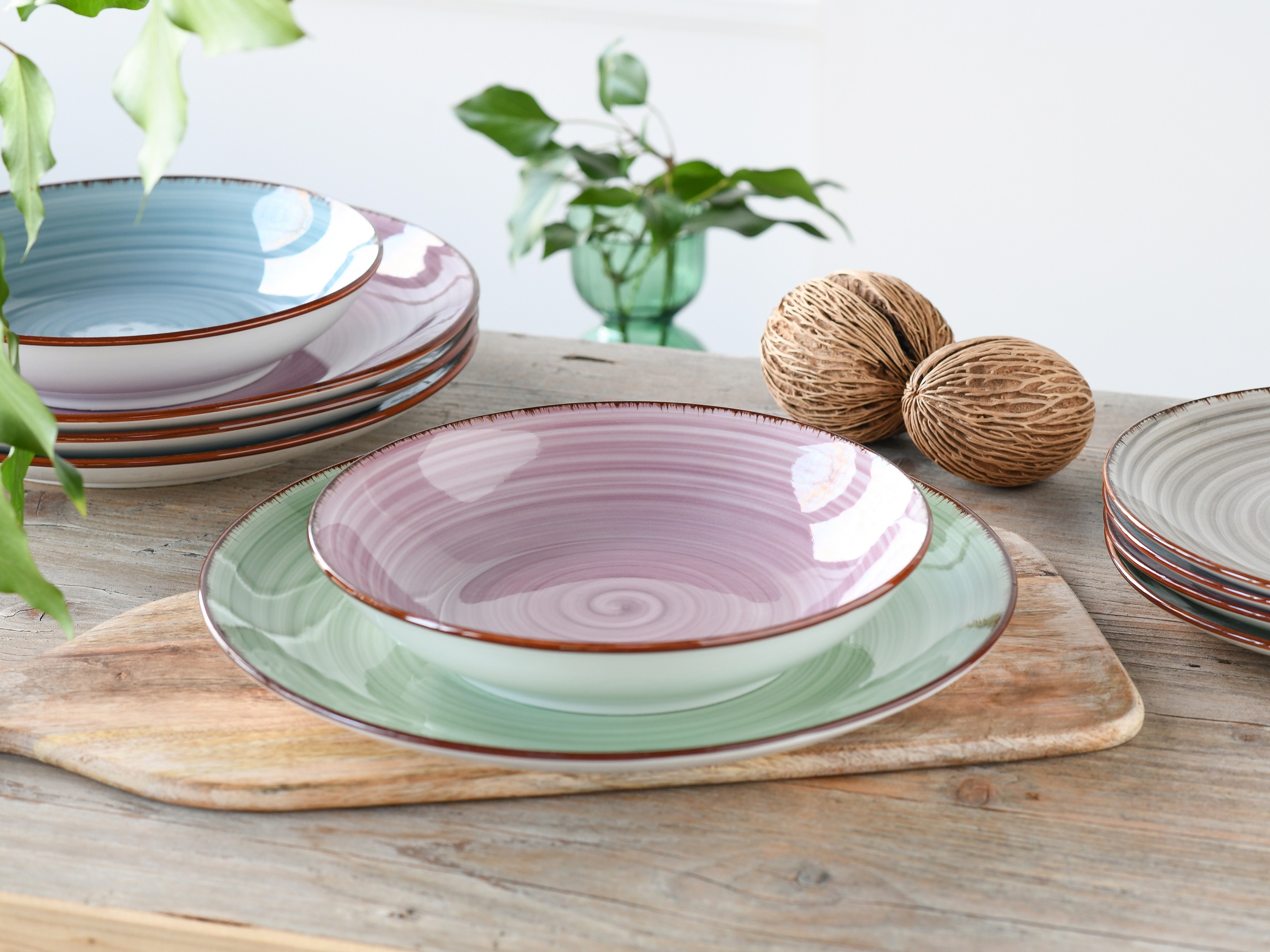 CreaTable Teller-Set »Samba Bunt, Tellerset 12 tlg«, (Set, 12 tlg.), Handgemalter Spiraldekor