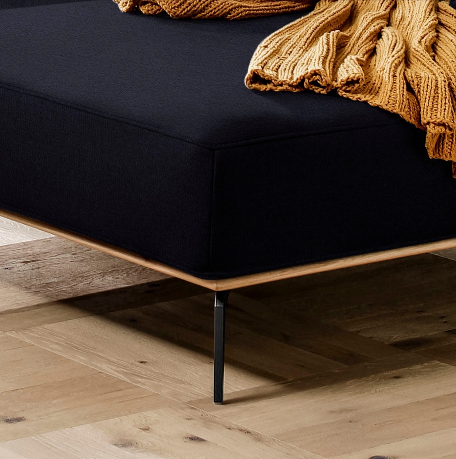 W.SCHILLIG Ecksofa »run, Designsofa mit tollem Sitzkomfort, bequem, L-Form«, mit Holzsockel, Füße in Schwarz pulverbeschichtet, Breite 319 cm