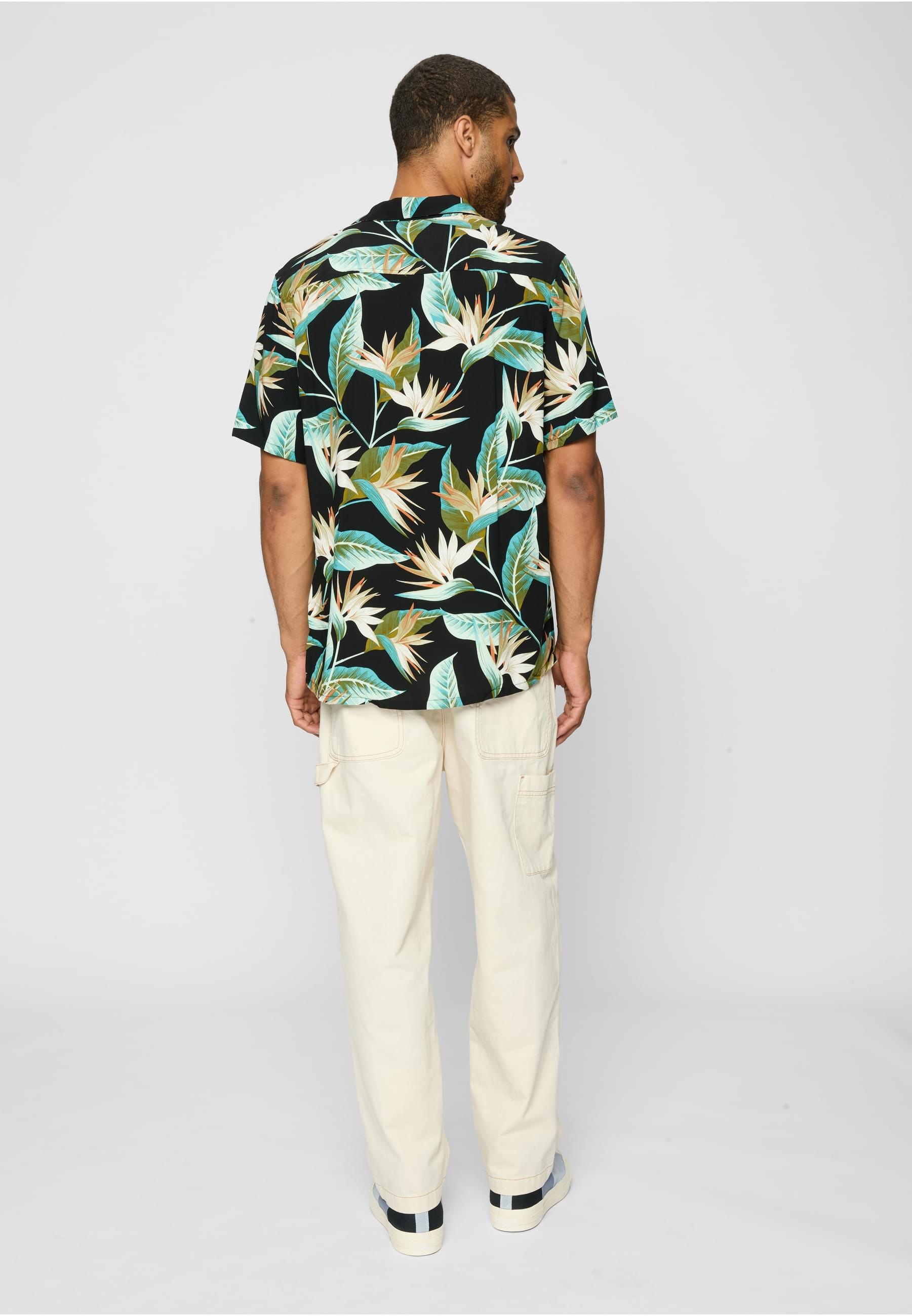 URBAN CLASSICS Langarmhemd »Urban Classics Herren Blossoms Resort Shirt« 1 Stk.