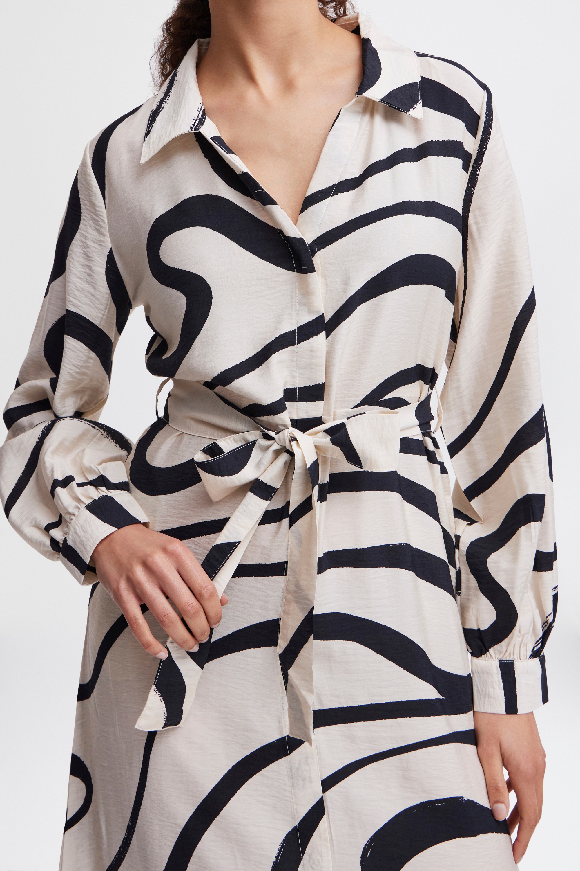 b.young Midikleid »Kleid BYIBINE«