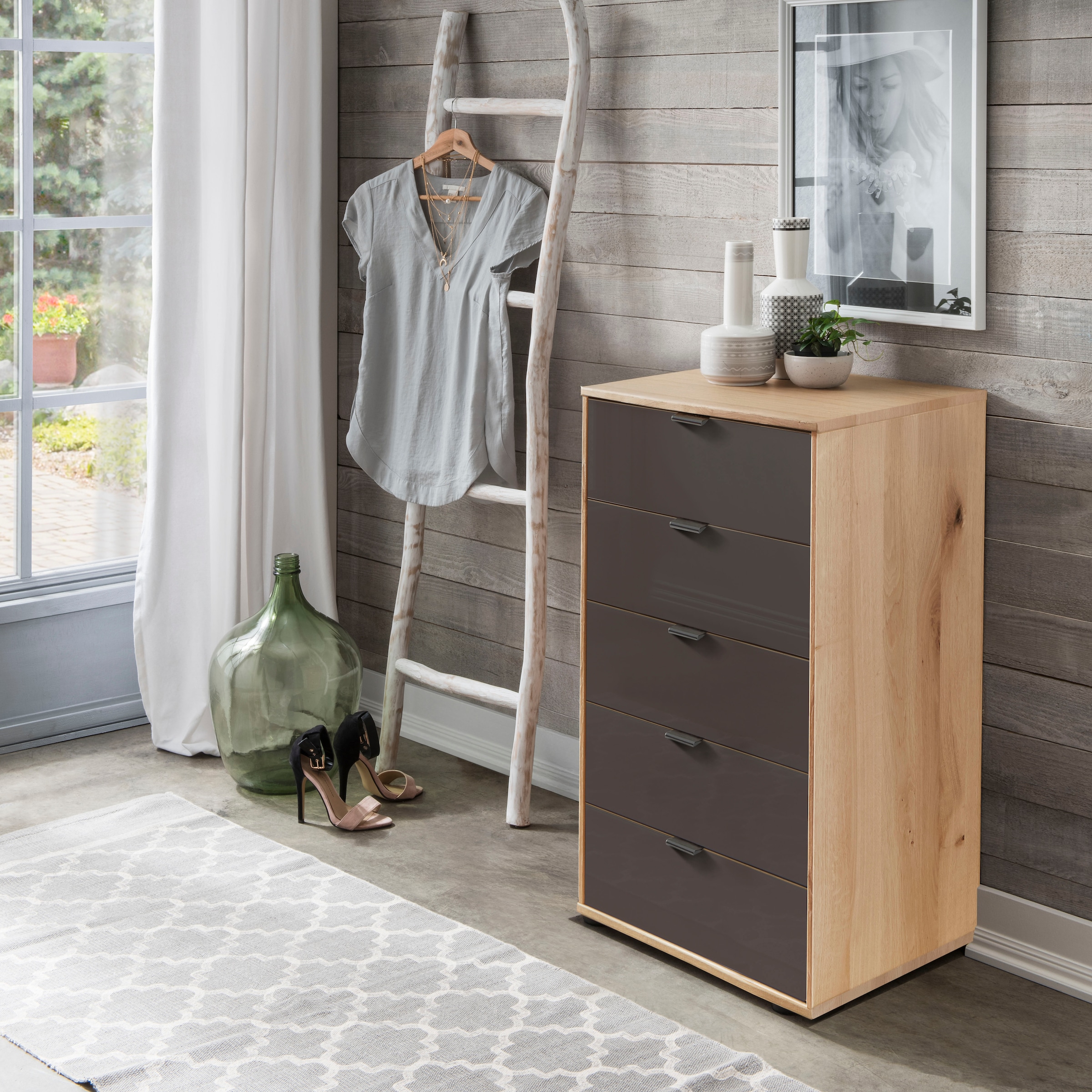 WIEMANN Schubkastenkommode »Cardiff Sideboard, Wäscheschrank, teilmassiv Bianco-Eiche, Schubladen«, (Glas- oder Massivholzfront, verschiedene Breiten, MADE IN GERMANY), Schubkästen inklusive Selbsteinzug und Dämpfung