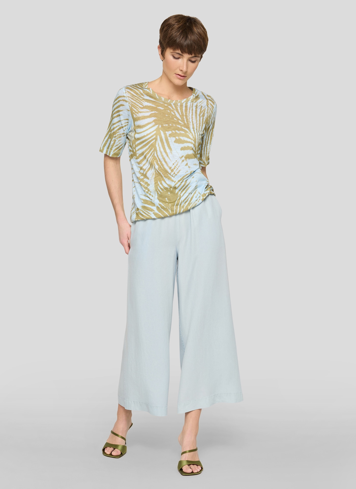 Rabe Kurzarmshirt mit floralem Muster