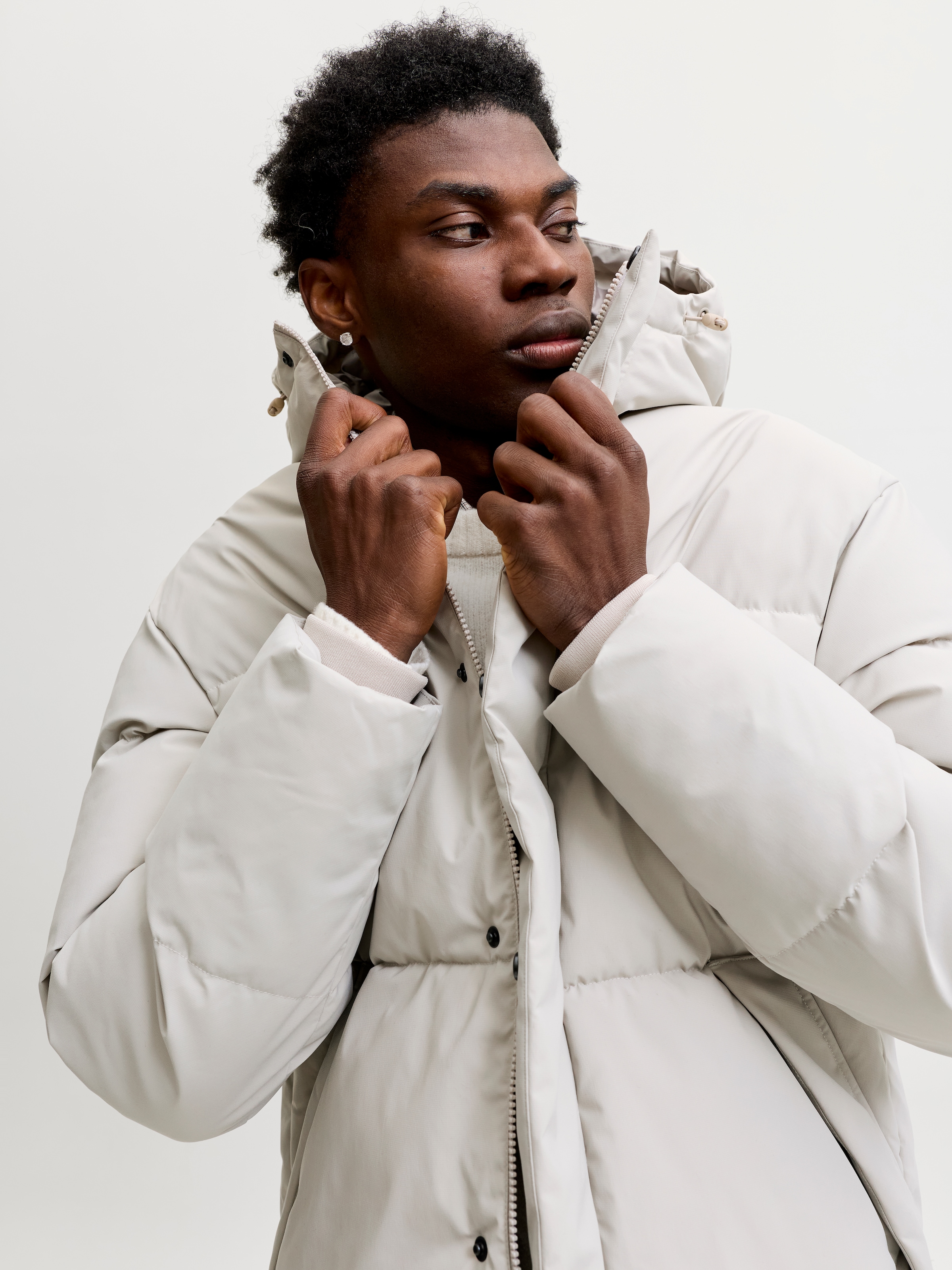 Jack & Jones Steppjacke »JJESOHO PUFFER HOOD AW26 SN« mit Kapuze Kunstfaser, regular fit