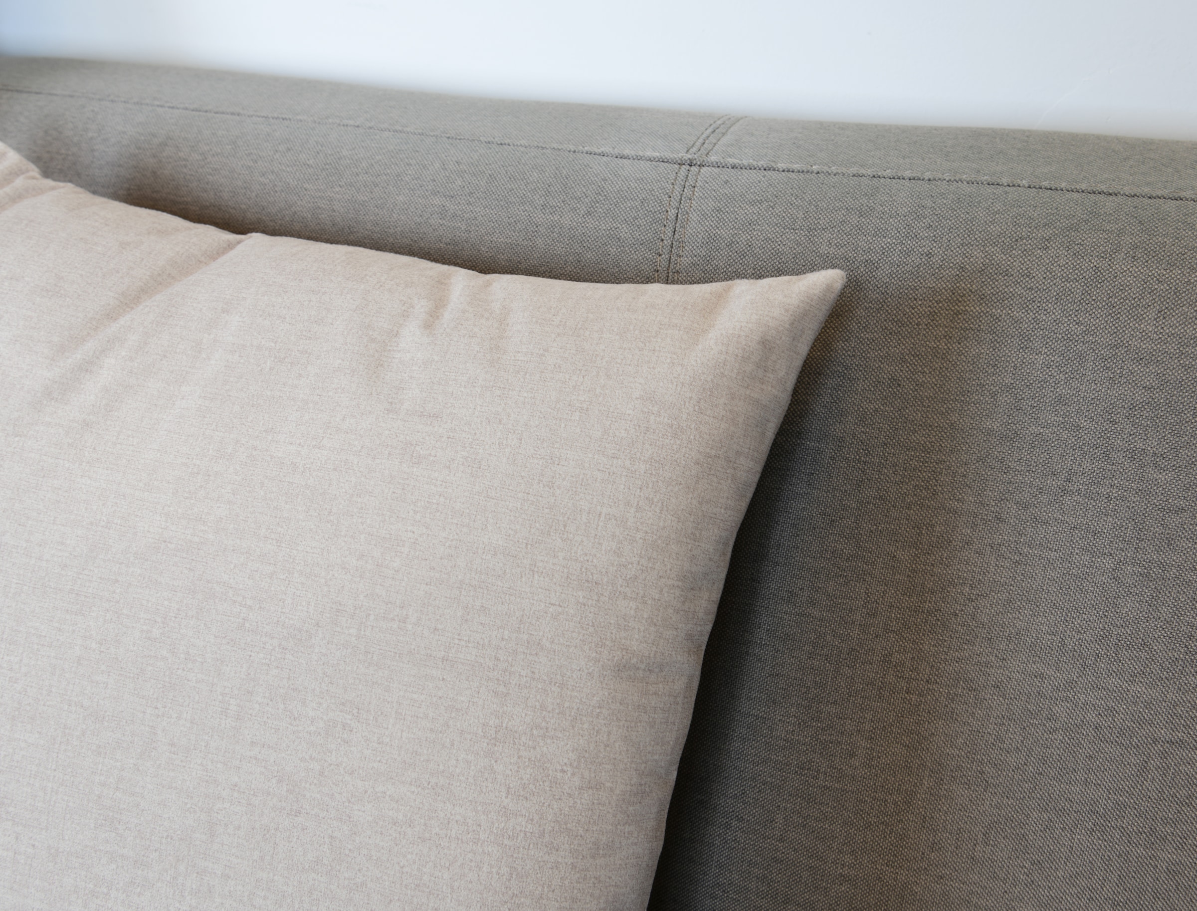 MIRRORS AND MORE Dekokissen »NED« unifarben, Dekokissen mit Füllung