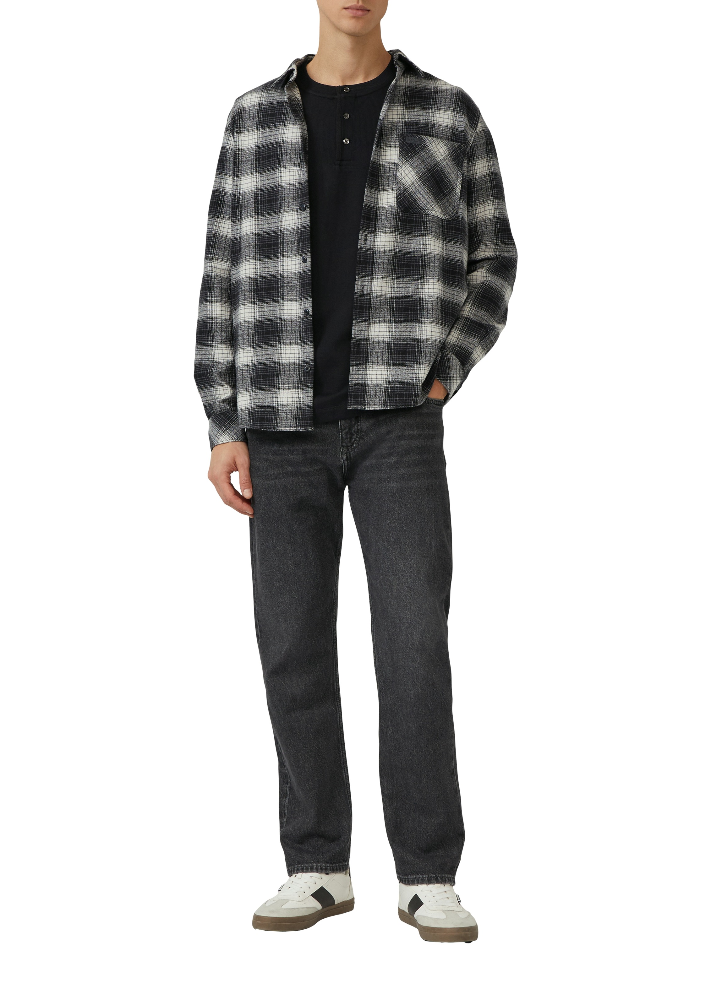 s.Oliver Langarmshirt mit Logo Stickerei