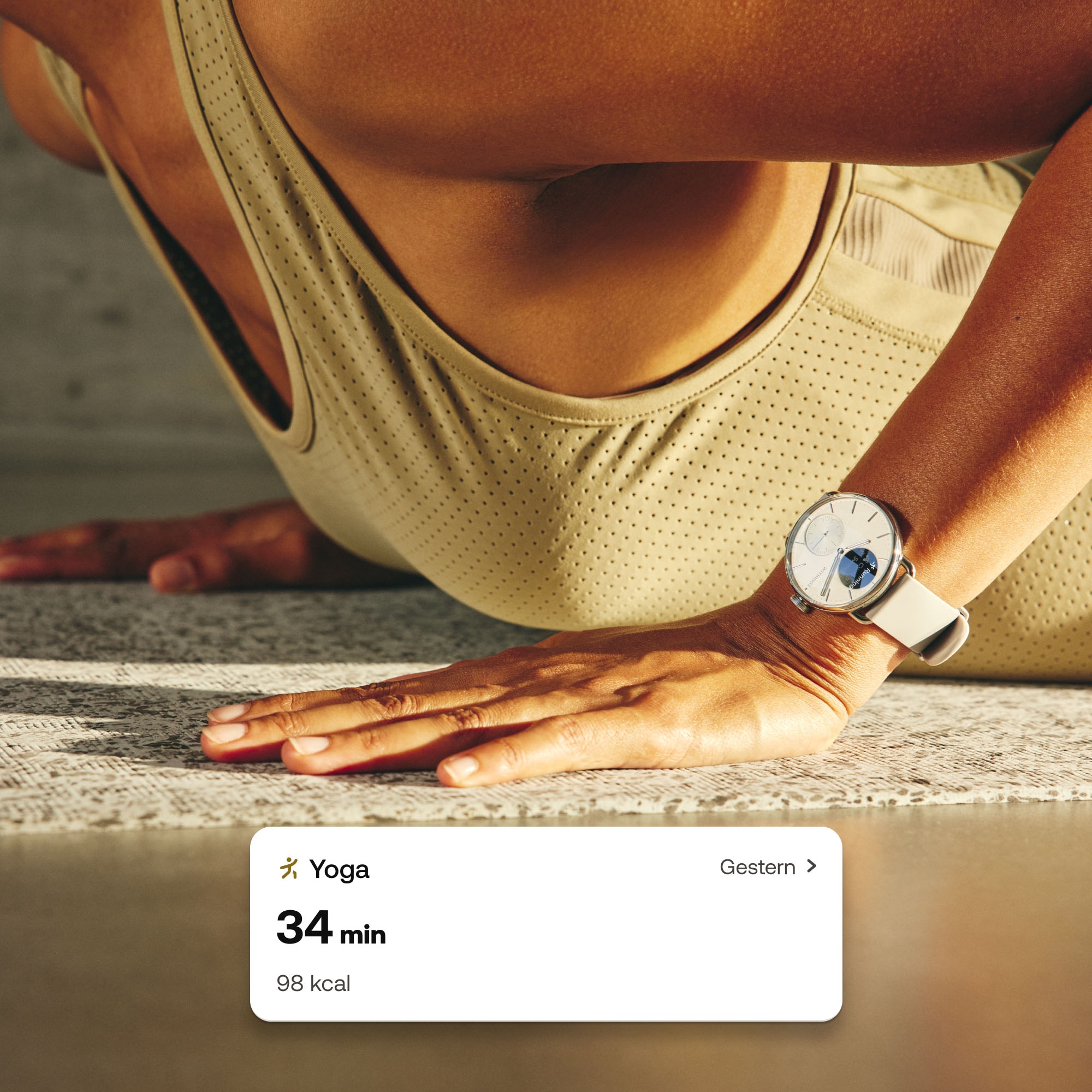 Withings Smartwatch »ScanWatch 2 38mm, hybrid, Akku bis 30 Tage, 50 M Wasserdicht«, HealthSense OS, Aktivitätstracking, Schlafüberwachung, Herzgesundheit, Temperatur uvm.