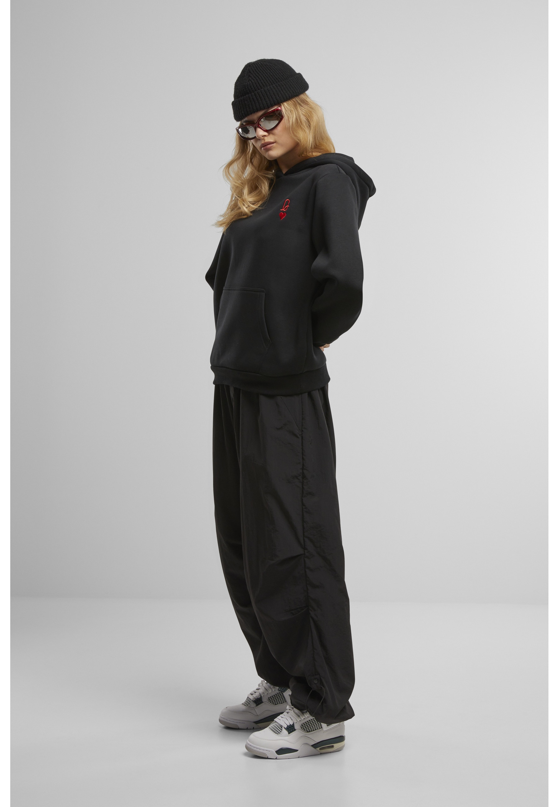 Miss Tee Kapuzensweatshirt »Miss Tee Queen Card EMB Fluffy Hoody«
