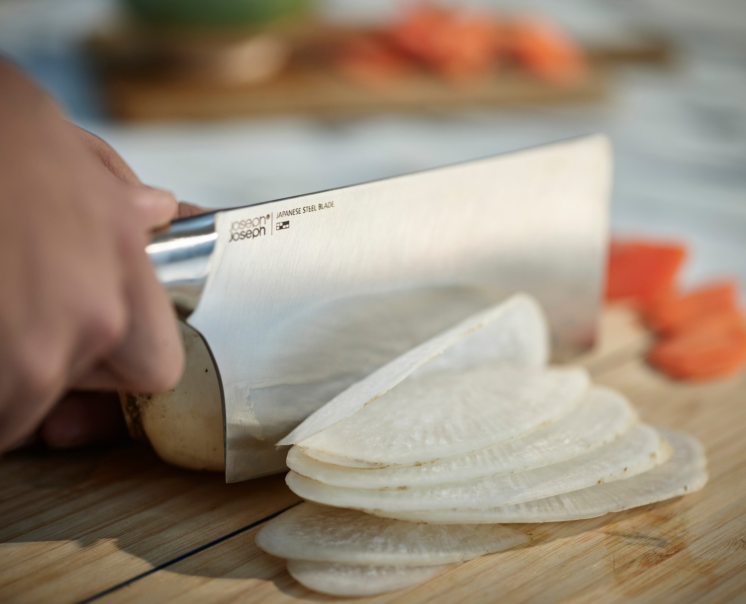 Joseph Joseph Messer-Set »Elevate Fusion 5pc Knife & Scissor Block«, (5 tlg.), rutschfest, japanischer Edelstahl