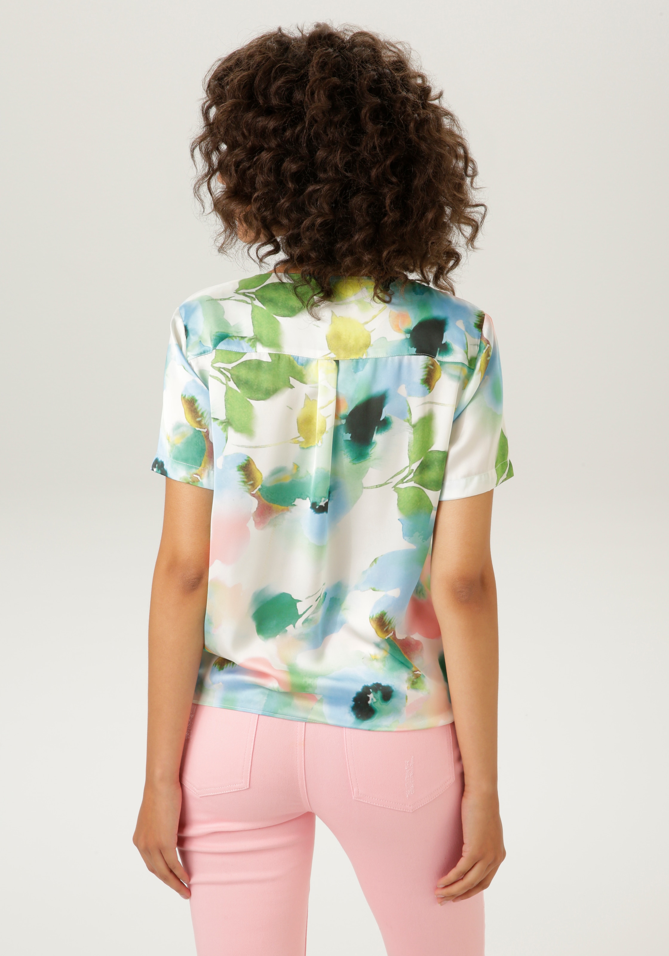 Aniston CASUAL Kurzarmbluse, mit Blumendruck im Batik-Look - NEUE  KOLLEKTION online kaufen