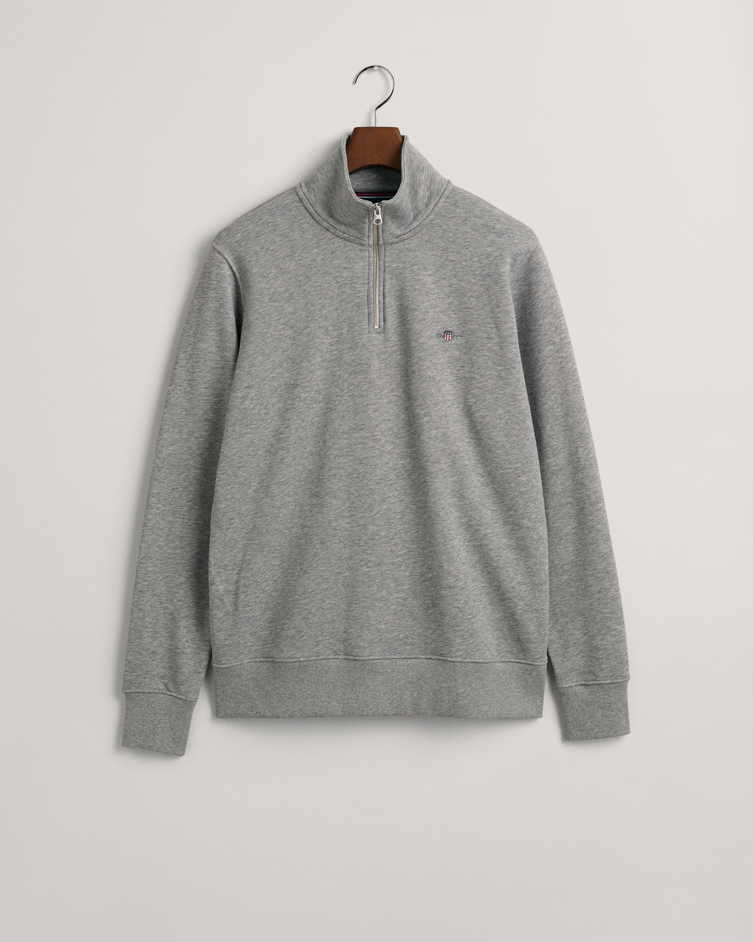 Gant »REG SHIELD HALF ZIP SWEAT«, mit Logostickerei auf der Brust
