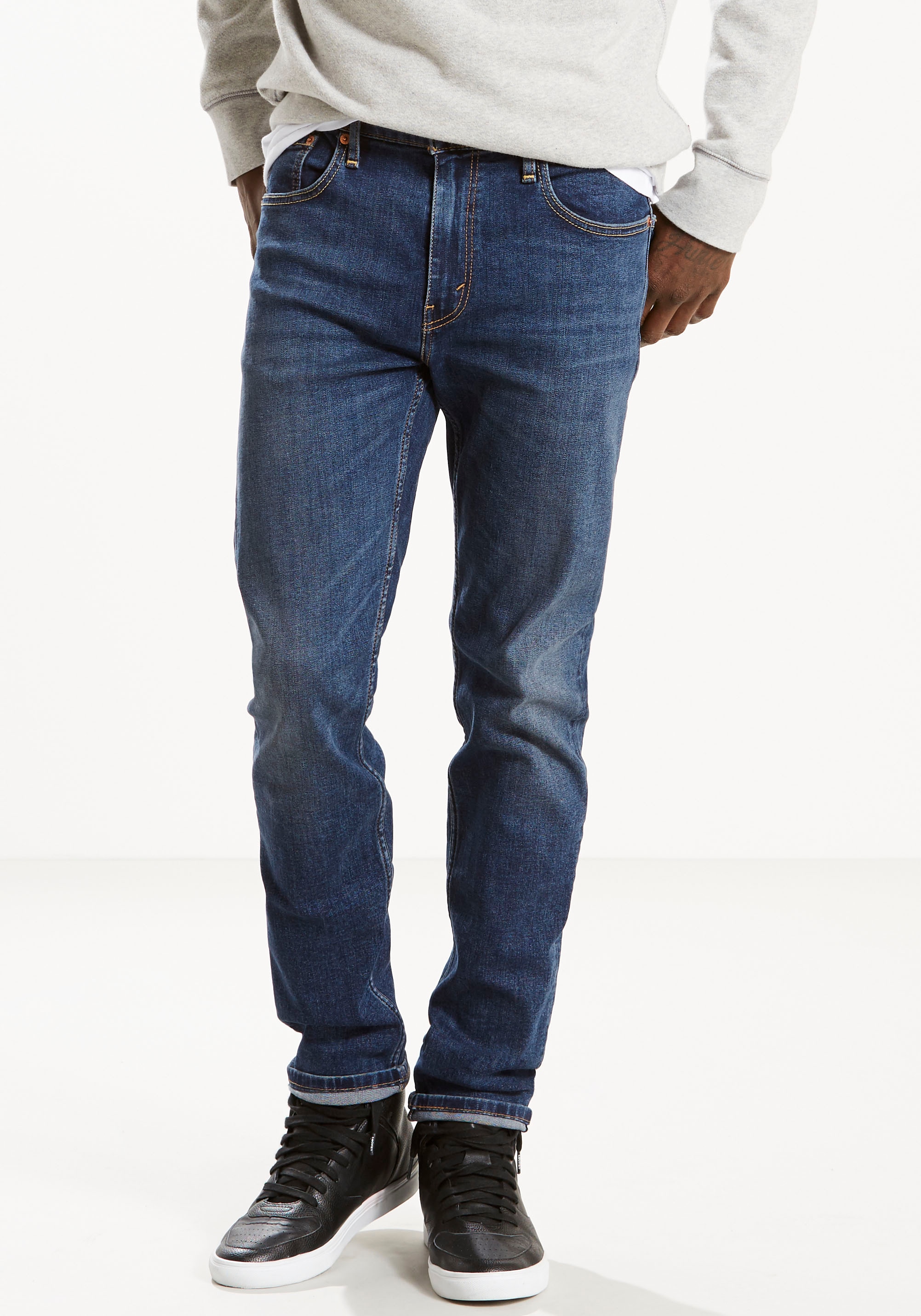 Levi's® Tapered-fit-Jeans »502 TAPER«, in elegantem, modernem Stil