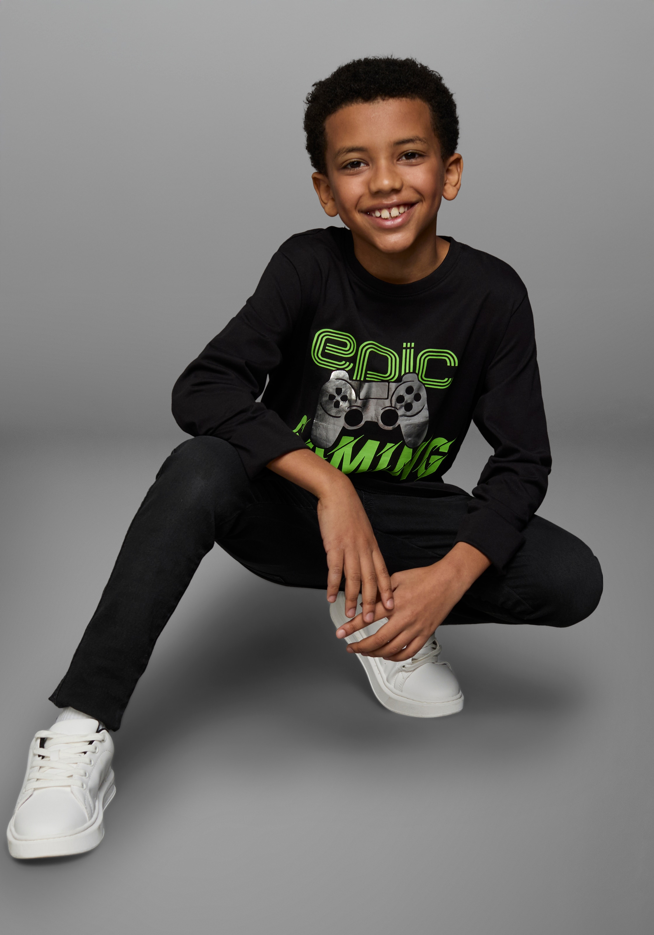 KIDSWORLD Langarmshirt »Folienprint: EPIC GAMING«, langärmelige, mit Statement-Print, Rundhalsausschnitt, Basic-Stil