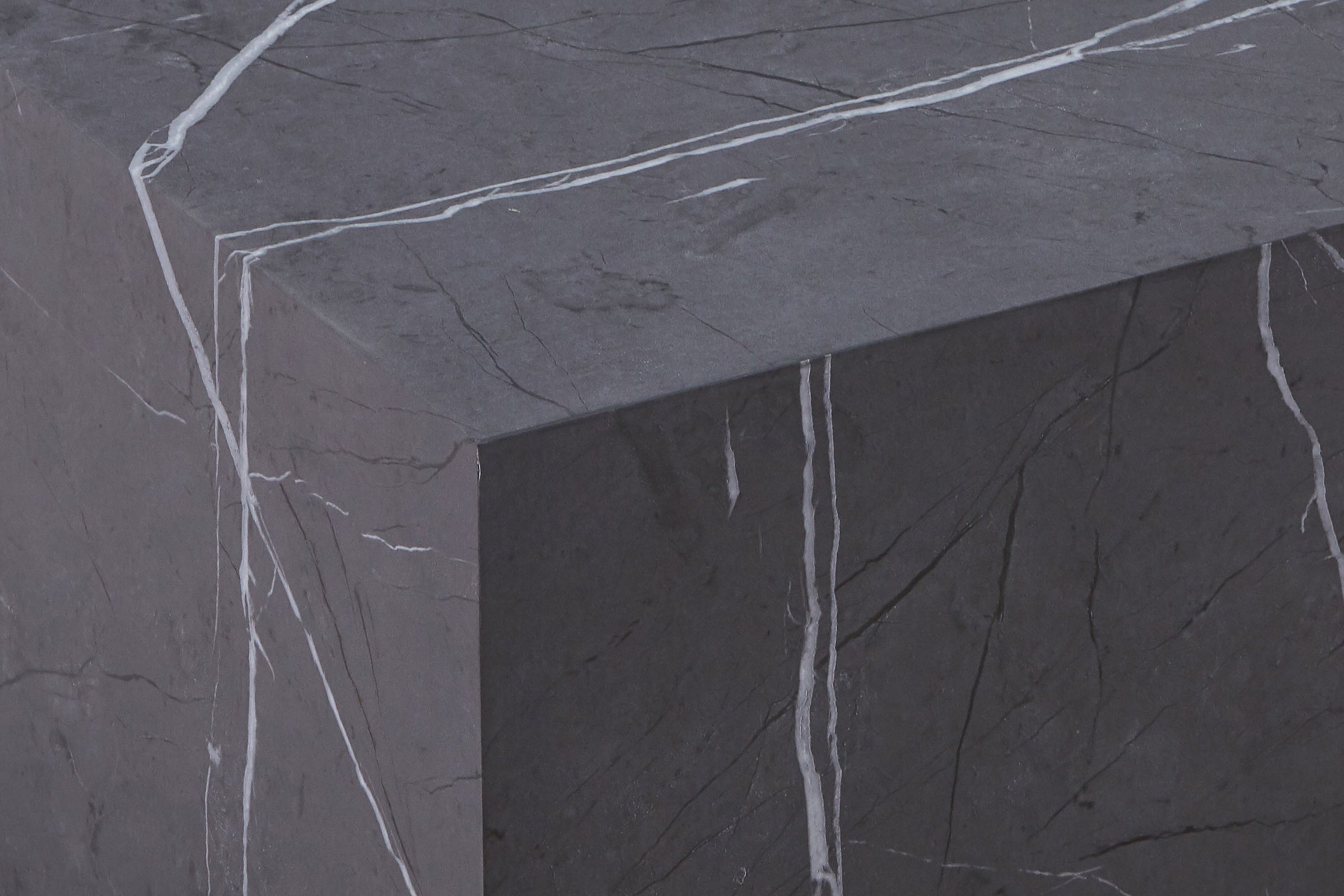 Kayoom Beistelltisch »Cuboid 125, modernes Design, robuste Konstruktion« 1 Stk. tlg. vielseitig einsetzbar, edle Oberfläche, robuste Konstruktion