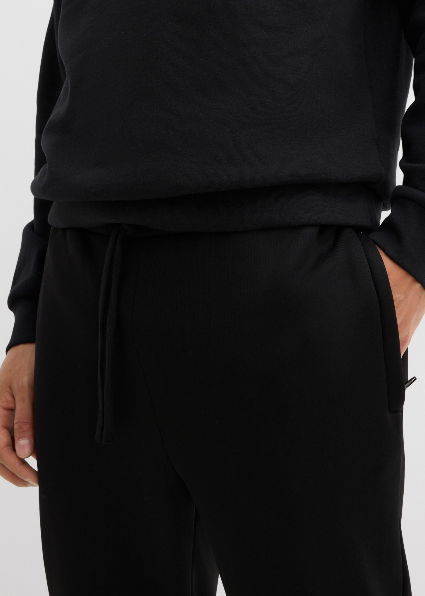 bonprix Jogginghose  mit Thermo-Funktion, Regular Fit, im Casual-Stil