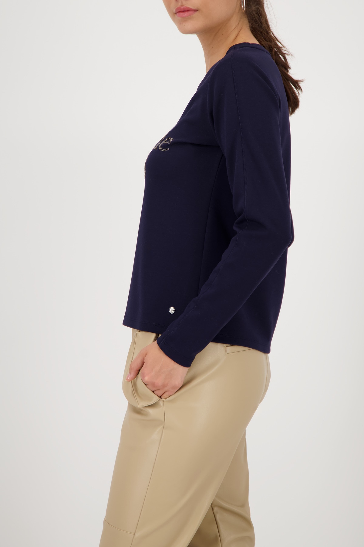 Monari Sweatshirt »Sweatshirt Schmuckschrift«, Regular fit mit Rundhalsausschnitt