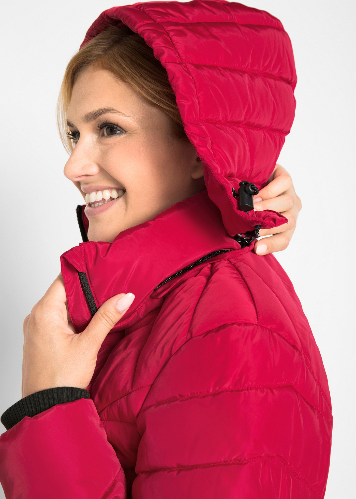 bonprix Steppjacke »Winterjacke« mit Kapuze Winterjacke mit Wattierung und abnehmbarer Kapuze