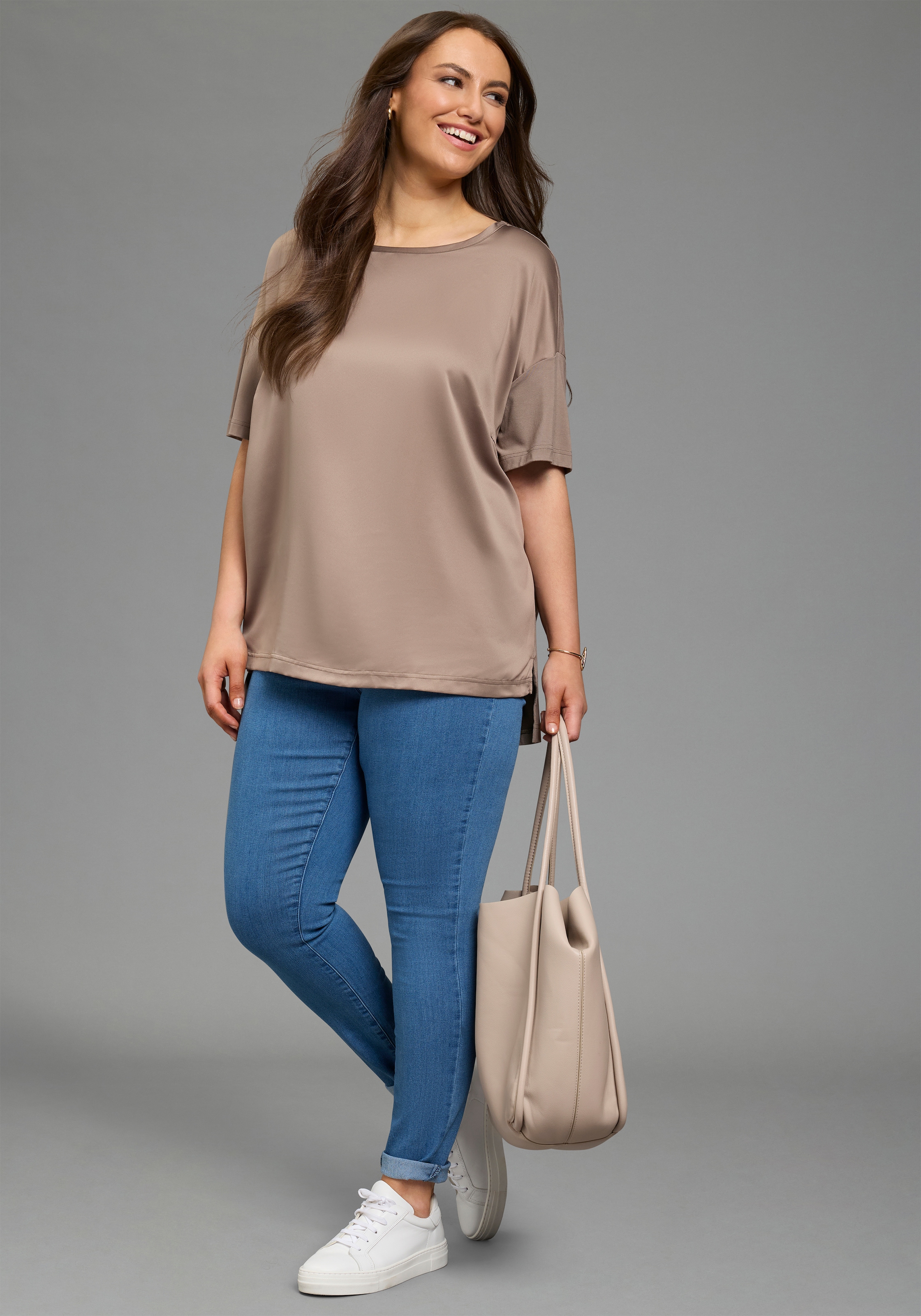Laura Scott CURVE Shirtbluse Oversize, mit lockerem Sitz, Po-bedeckende Länge, unifarbene Optik