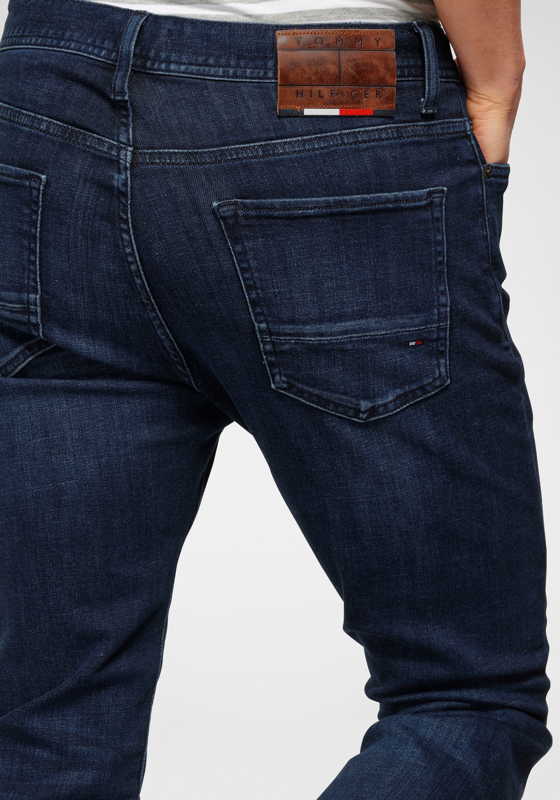 Tommy Hilfiger Slim-fit-Jeans »Bleecker«, mit Baumwoll-Denim Stretch, extra bequem