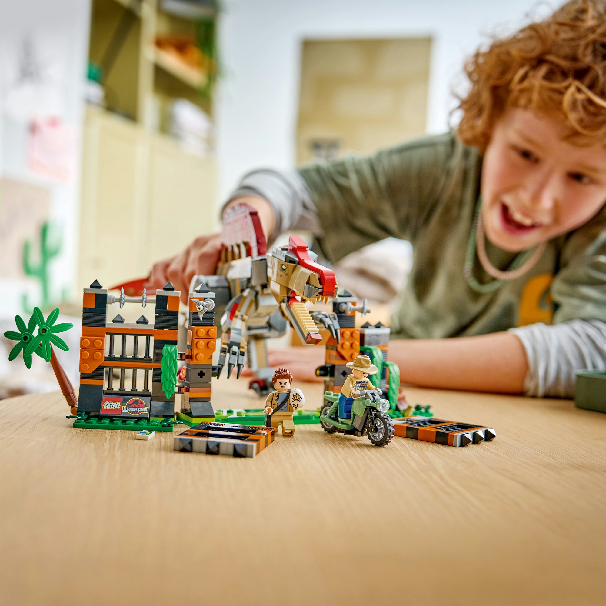 LEGO® Konstruktionsspielsteine »Flucht des Spinosaurus (77982), LEGO Jurassic World« Made in Europe