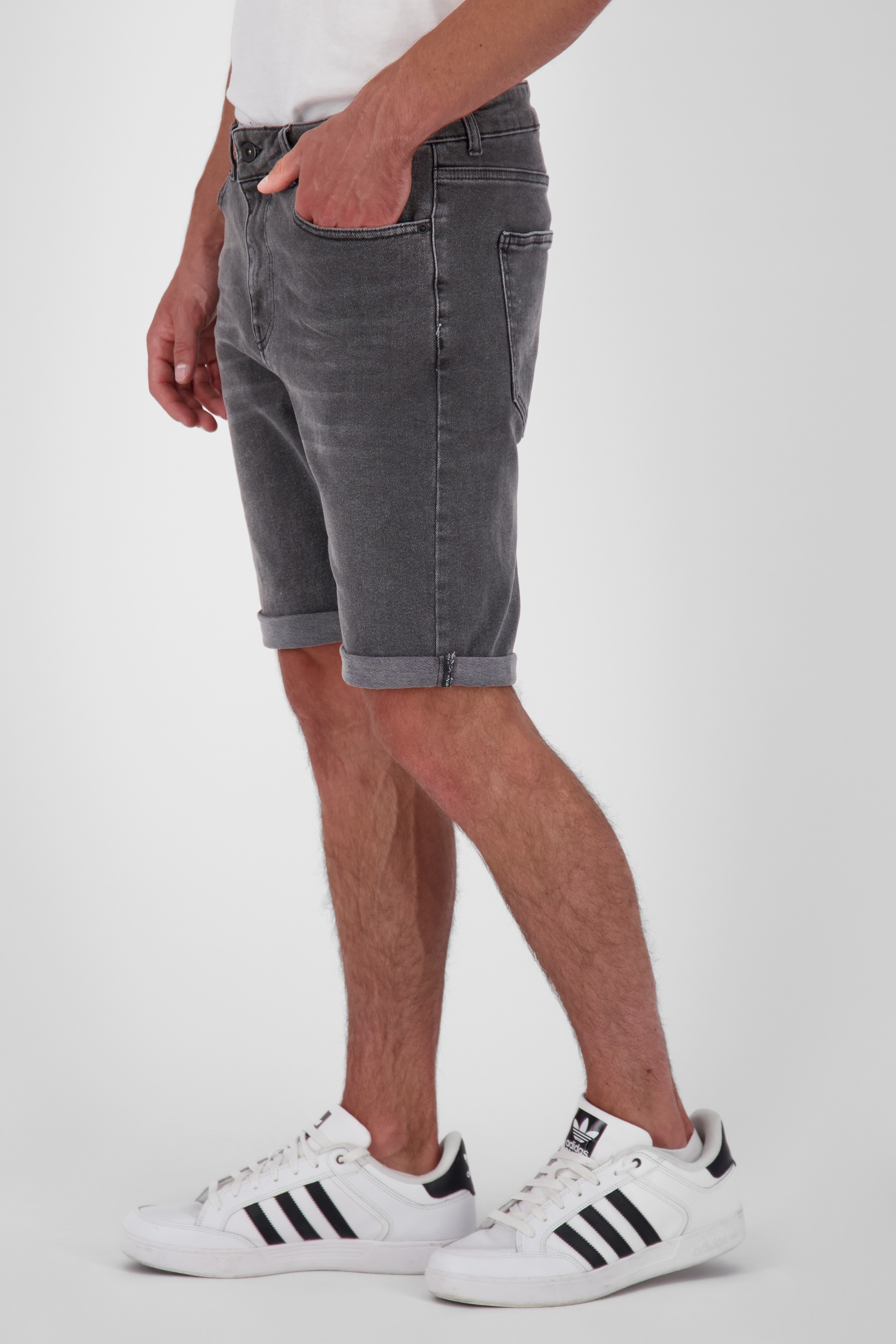 2. Bild von Alife & Kickin Shorts »ALIFE AND KICKIN MorganAK DNM A Shorts Herren«