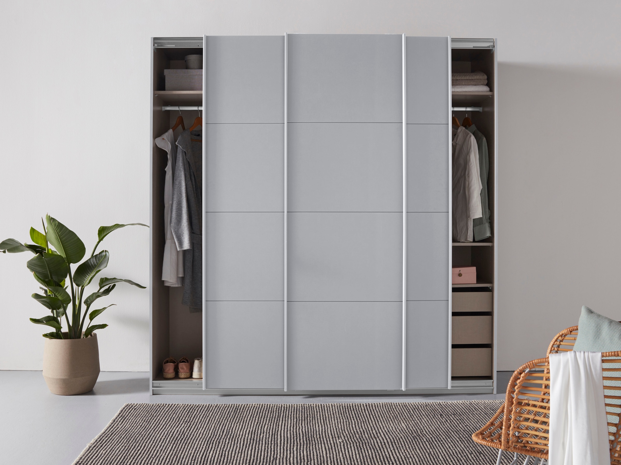 rauch Schwebetürenschrank »Kleiderschrank Schrank Garderobe TOPSELLER OTELI inkl. Inneneinteilung« Breiten 203/271/315/360 cm Höhen 210/229 cm,  mit 3 Innenschubladen sowie zusätzlichen Einlegeböden MADE IN GERMANY