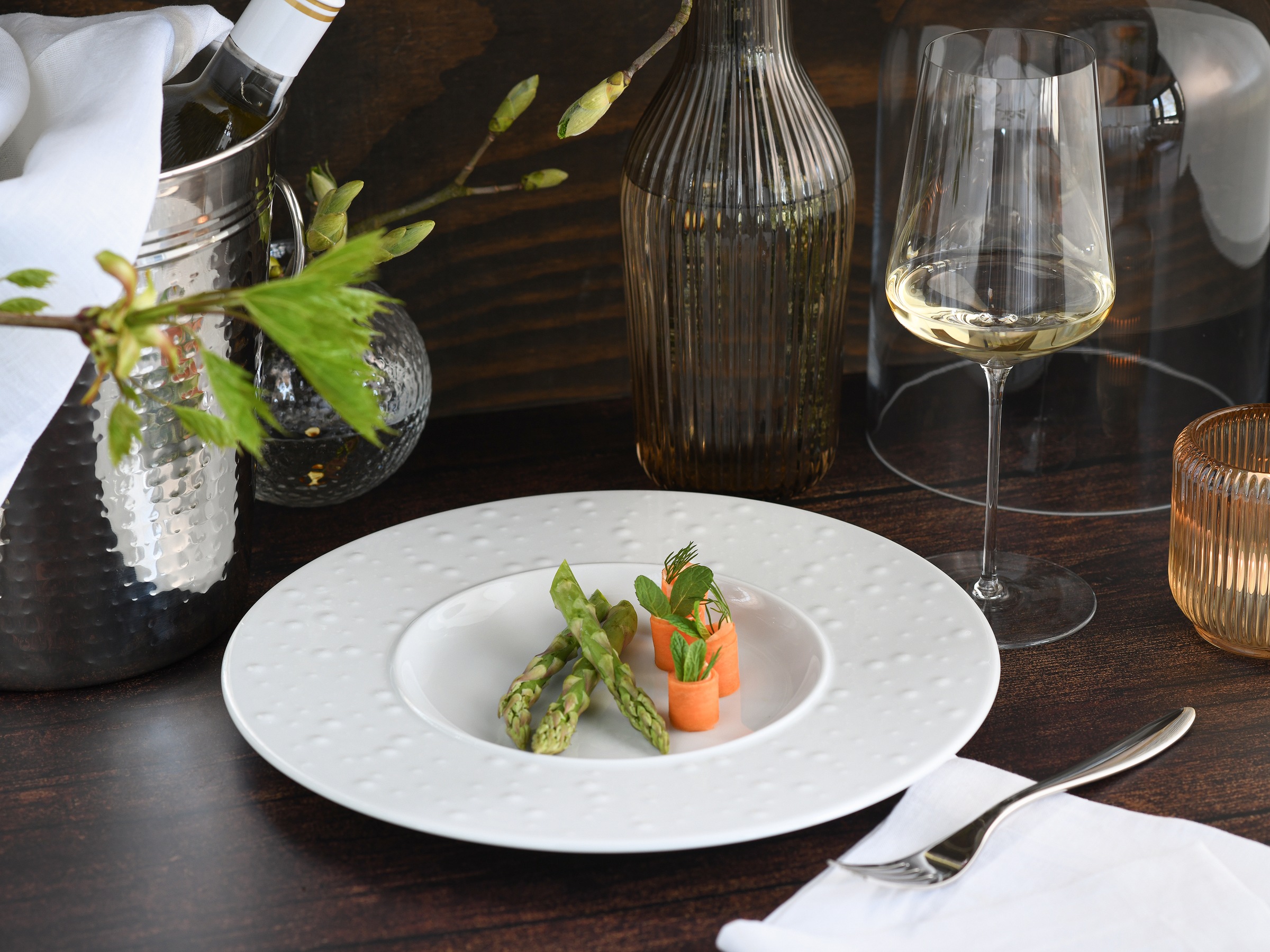 CreaTable Teller »Show Time Drop weiß, Gourmetteller 4-tlg.« Moderne Formgebung, Fine Dining-Charakter, Relief Oberfläche