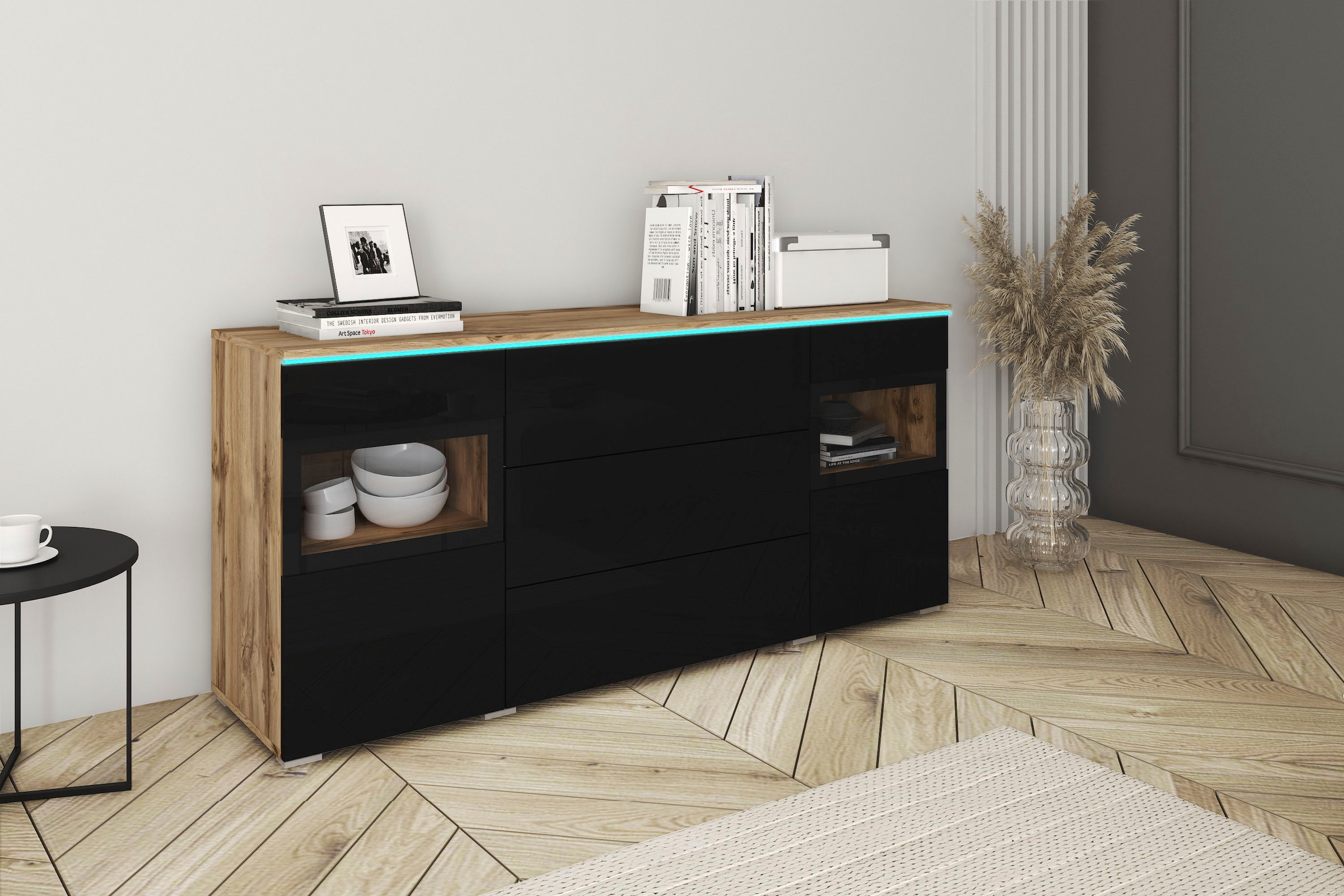 INOSIGN Sideboard »VERA«, Moderne grifflose Kommode,verstellbare Einlegeböden