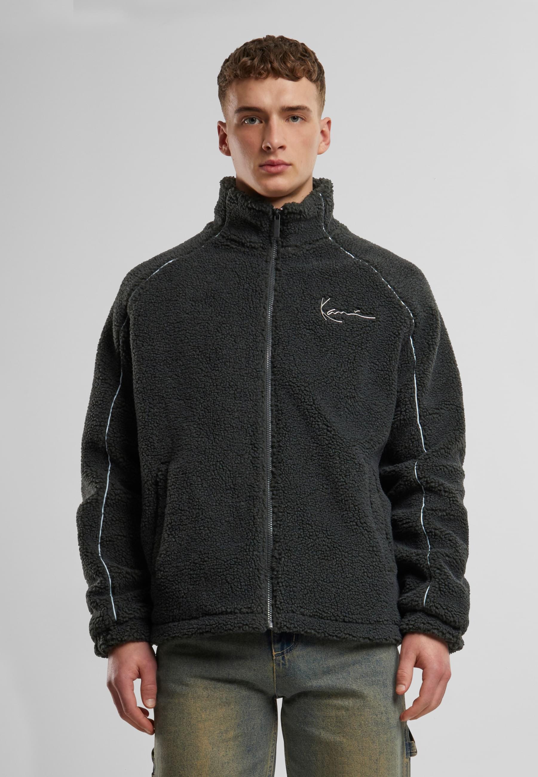 Karl Kani Allwetterjacke »Karl Kani Karl Kani Metal Signature Teddy Jacket« 1 Stk. tlg. mit Kapuze