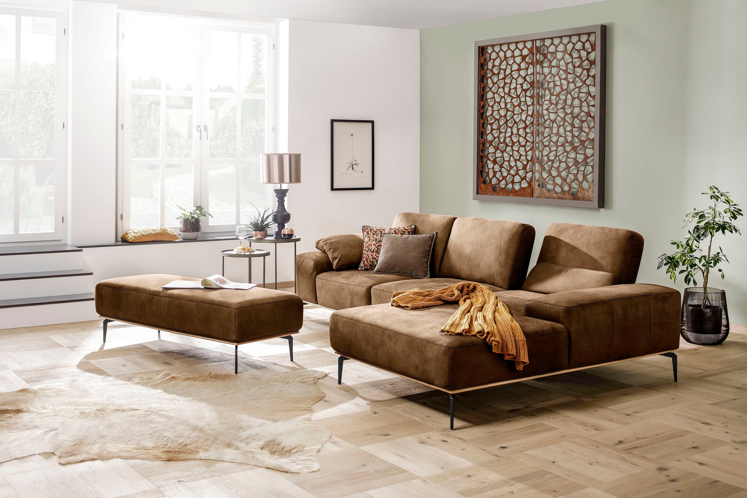 W.SCHILLIG Ecksofa »run, Designsofa mit tollem Sitzkomfort, bequem, L-Form«, mit Holzsockel, Füße in Schwarz pulverbeschichtet, Breite 299 cm
