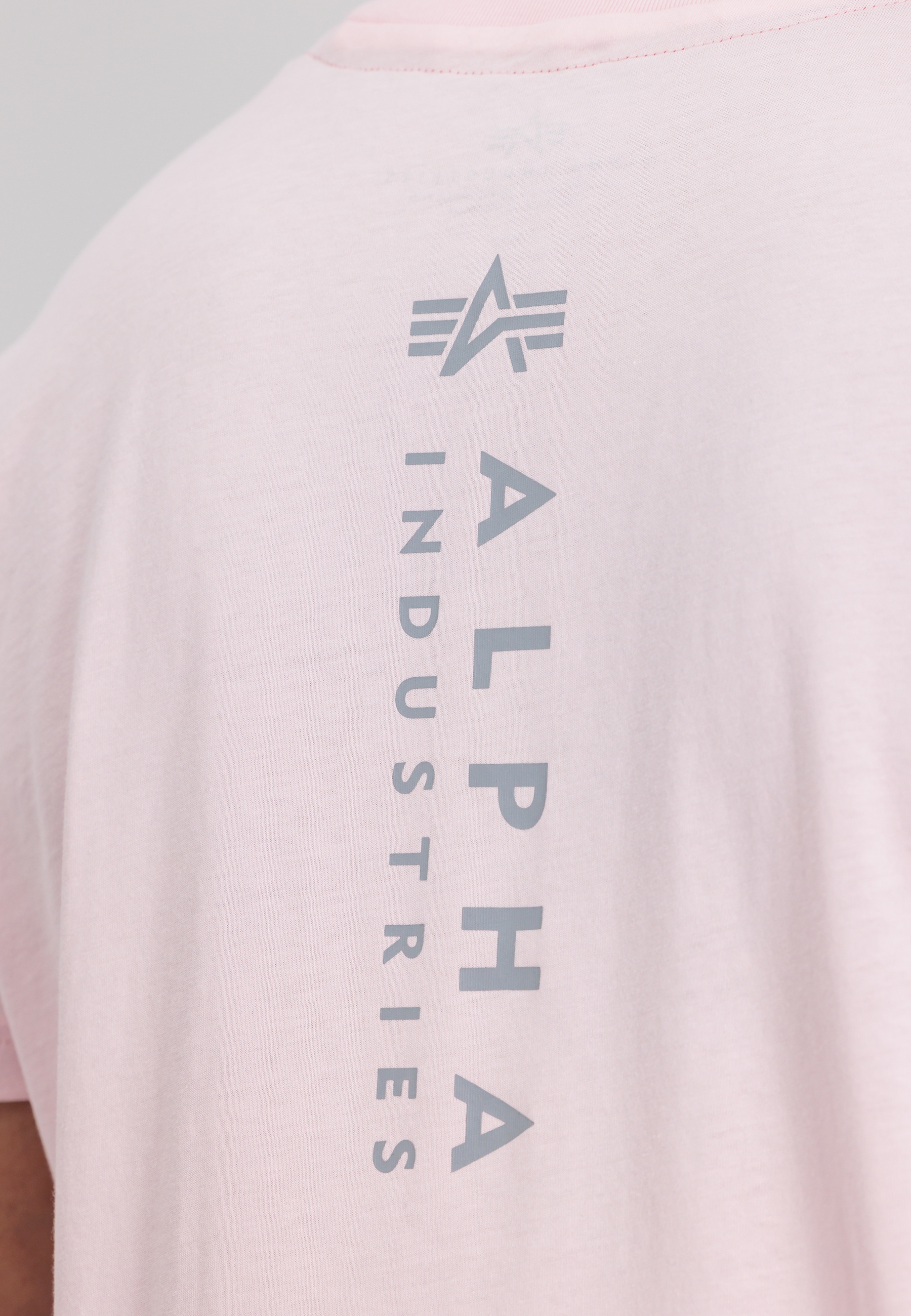Industries - T-Shirts Industries »Alpha Men T-Shirt« EMB Unisex T-Shirt kaufen Alpha