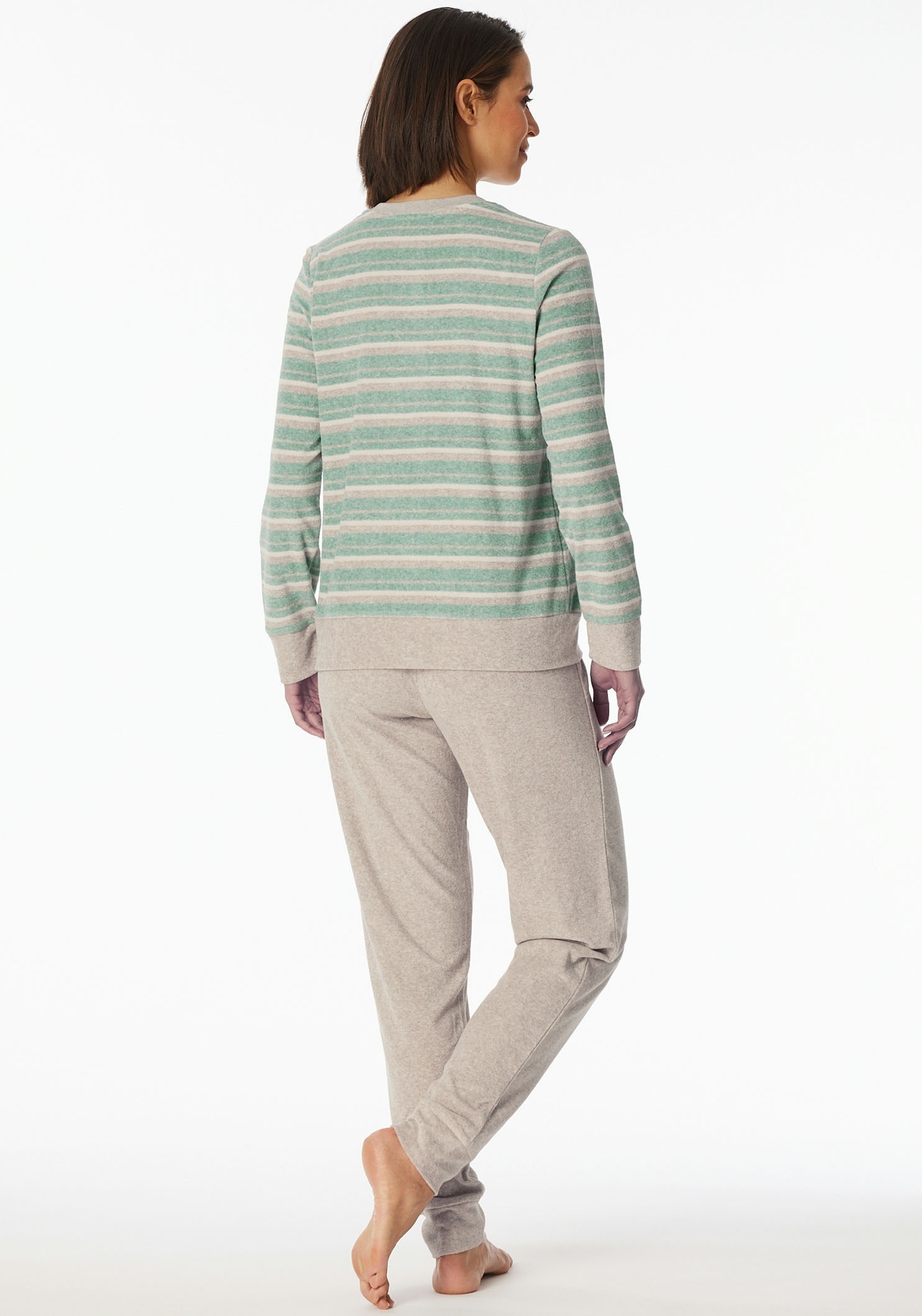 Schiesser Schlafanzug »Casual Essentials«, (2 tlg.), mit Kontrastbesatz am Ausschnitt