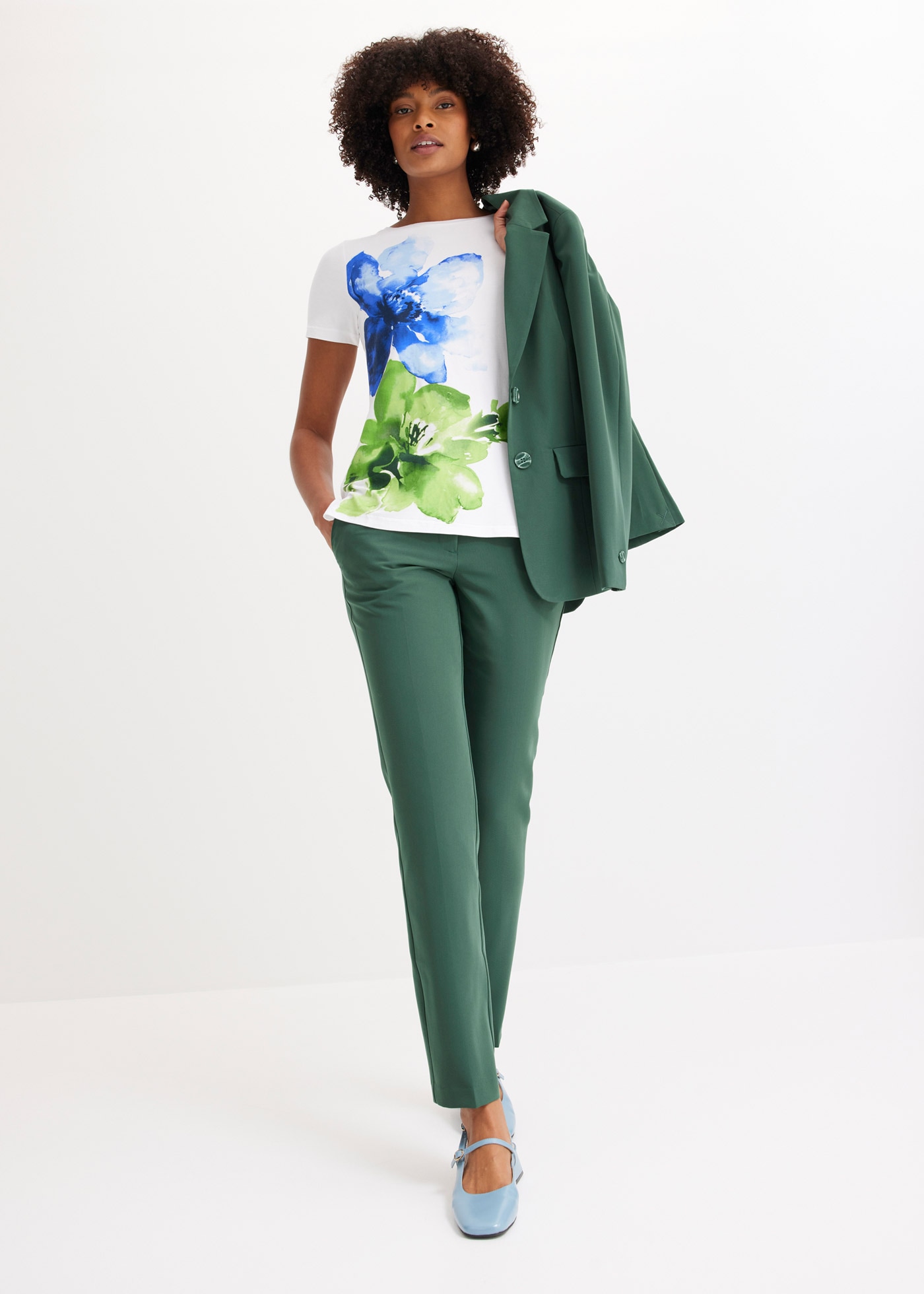 bonprix Hosenanzug »Hosenanzug 2-tlg« Set, 2er, 2 tlg. regular fit Regular Fit, mit Elasthan-Anteil, verschiedene Konfektionsgrößen
