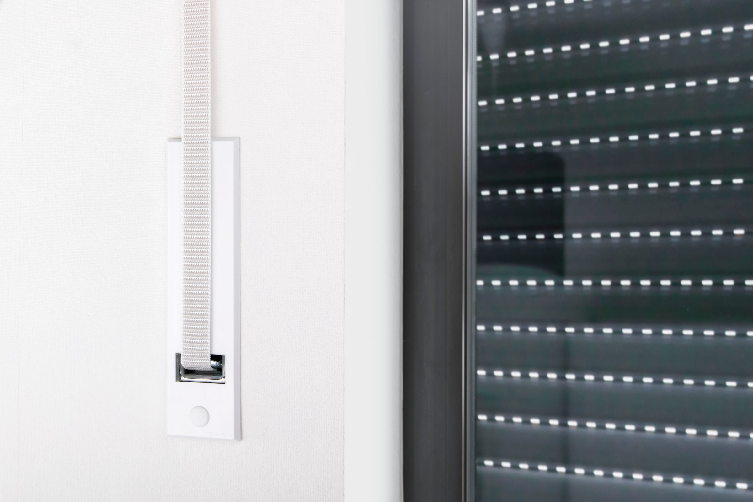 SCHELLENBERG Einlass-Gurtwickler »für das Rollladensystem Maxi, Lochabstand 18,5 cm, Unterputz-Montage« Set, 1 Stk. tlg. für Rollladengurte mit 23 mm Breite