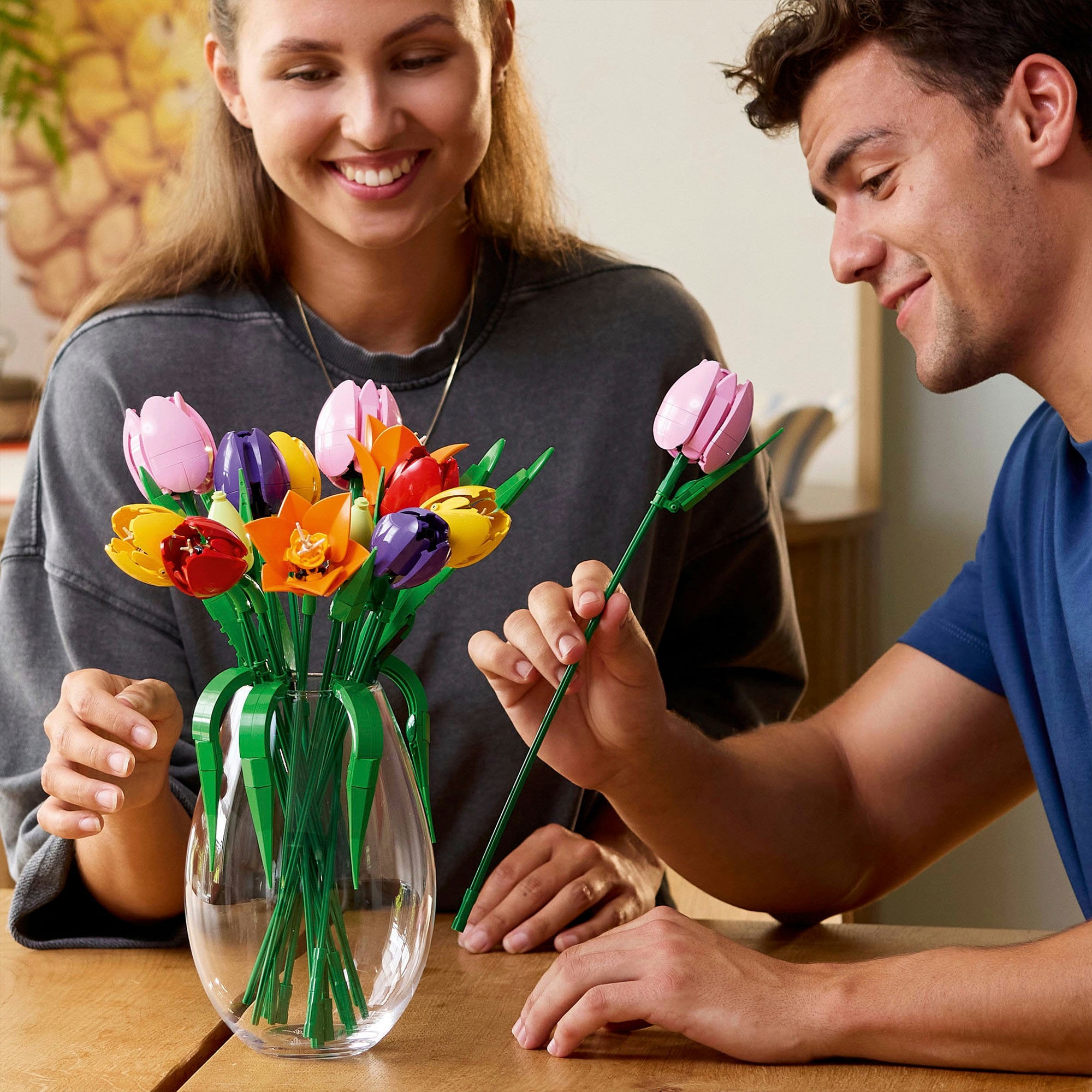 LEGO® Konstruktionsspielsteine »Tulpenstrauß (11501), LEGO Botanicals« Made in Europe