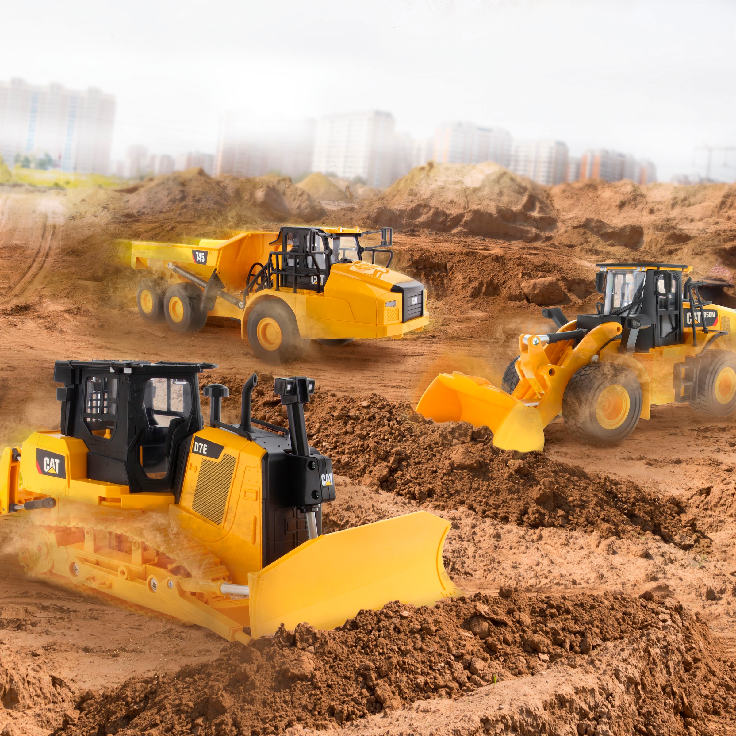 Carrera® RC-LKW »CAT 745 Gelenkmuldenkipper«, mit LED- und Soundfunktion