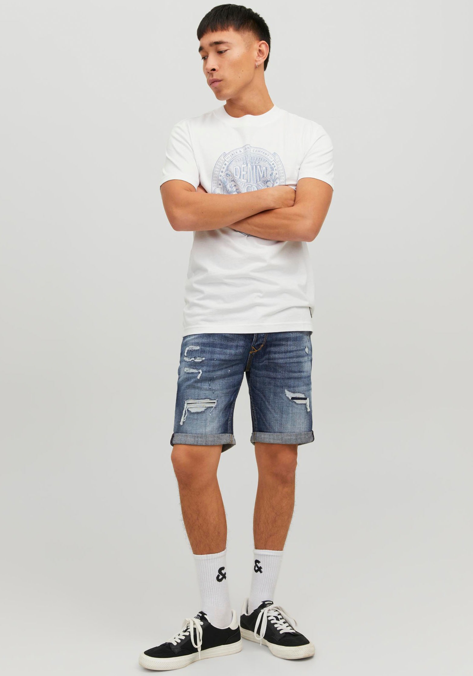 5. Bild von Jack & Jones Jeansshorts »JJIRICK JJBLAIR SHORTS GE 840 SN«, mit Destroyed Effekt